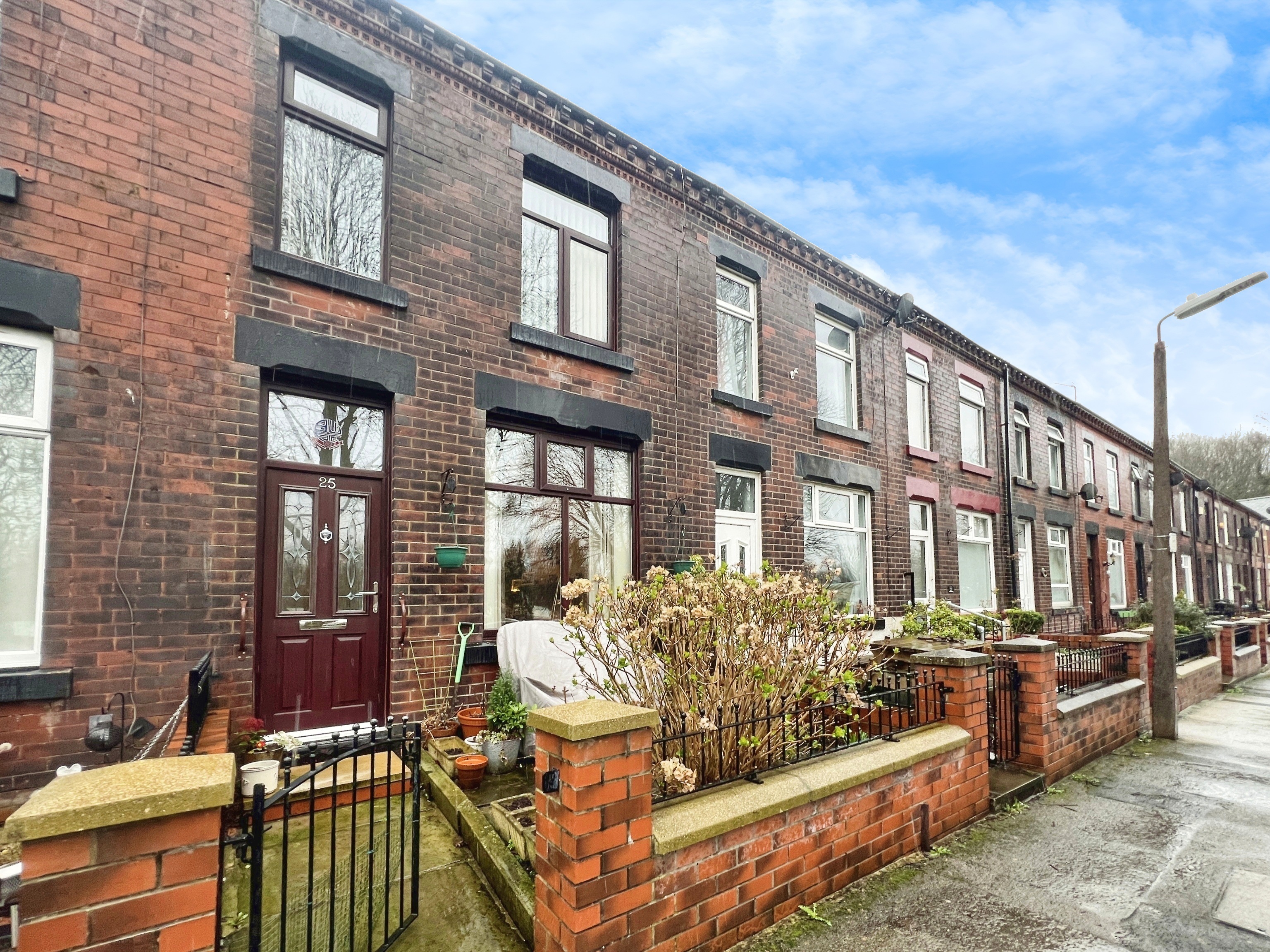 2 bedroom House SSTC