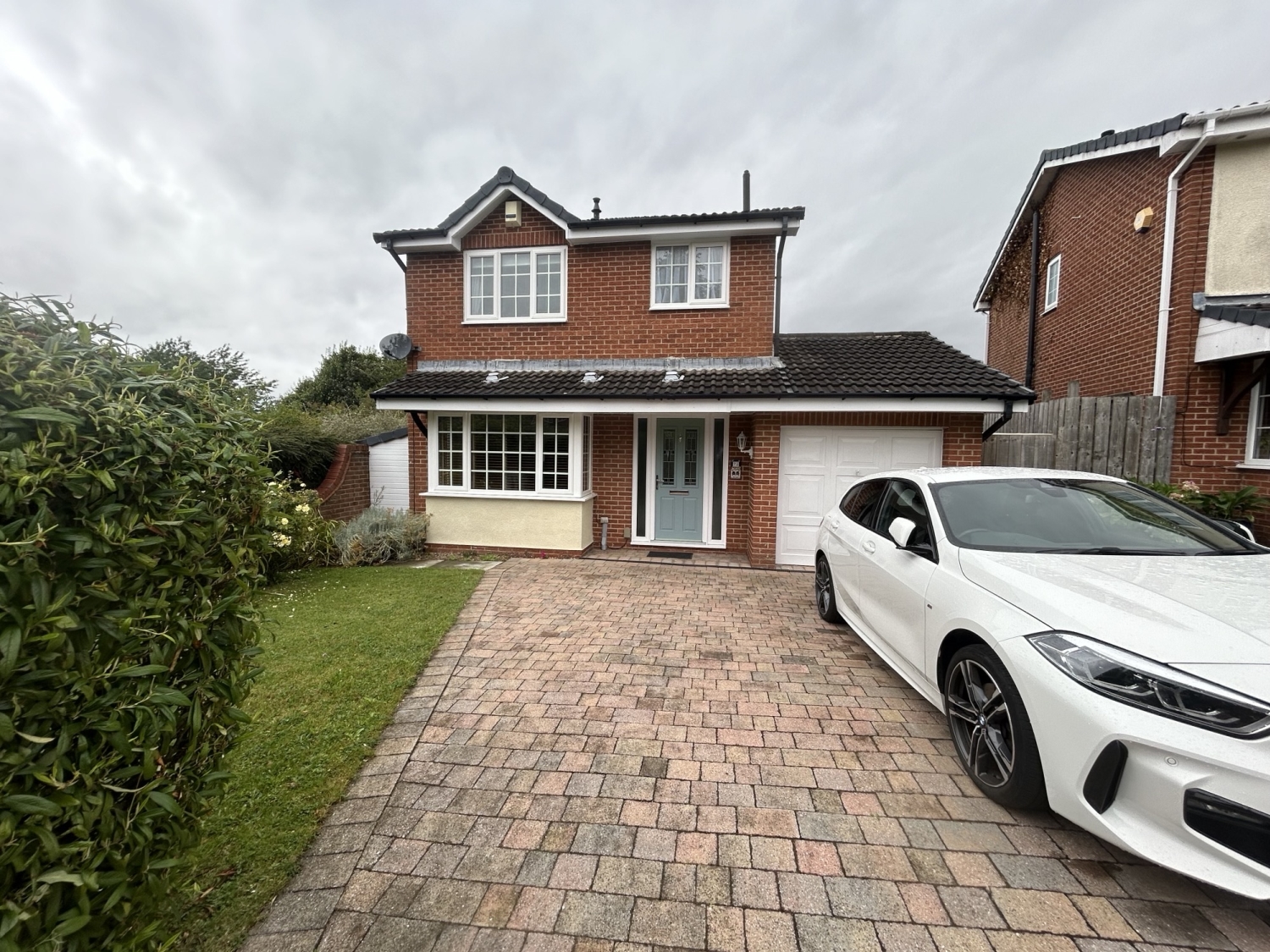 3 bedroom Detached For Sale