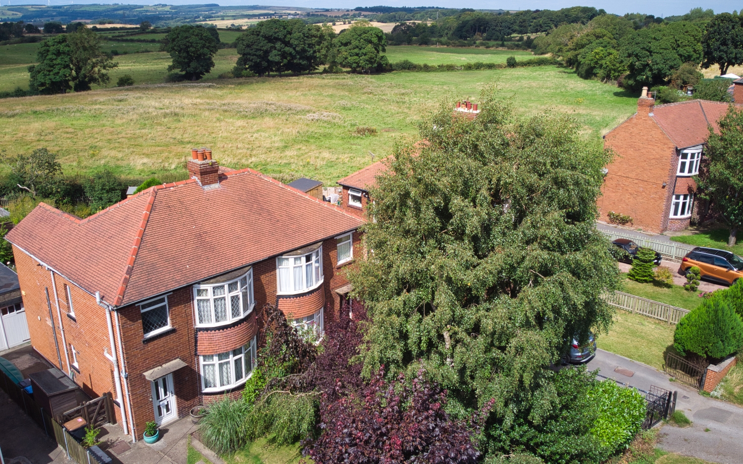 3 bedroom Semi-Detached Under Offer