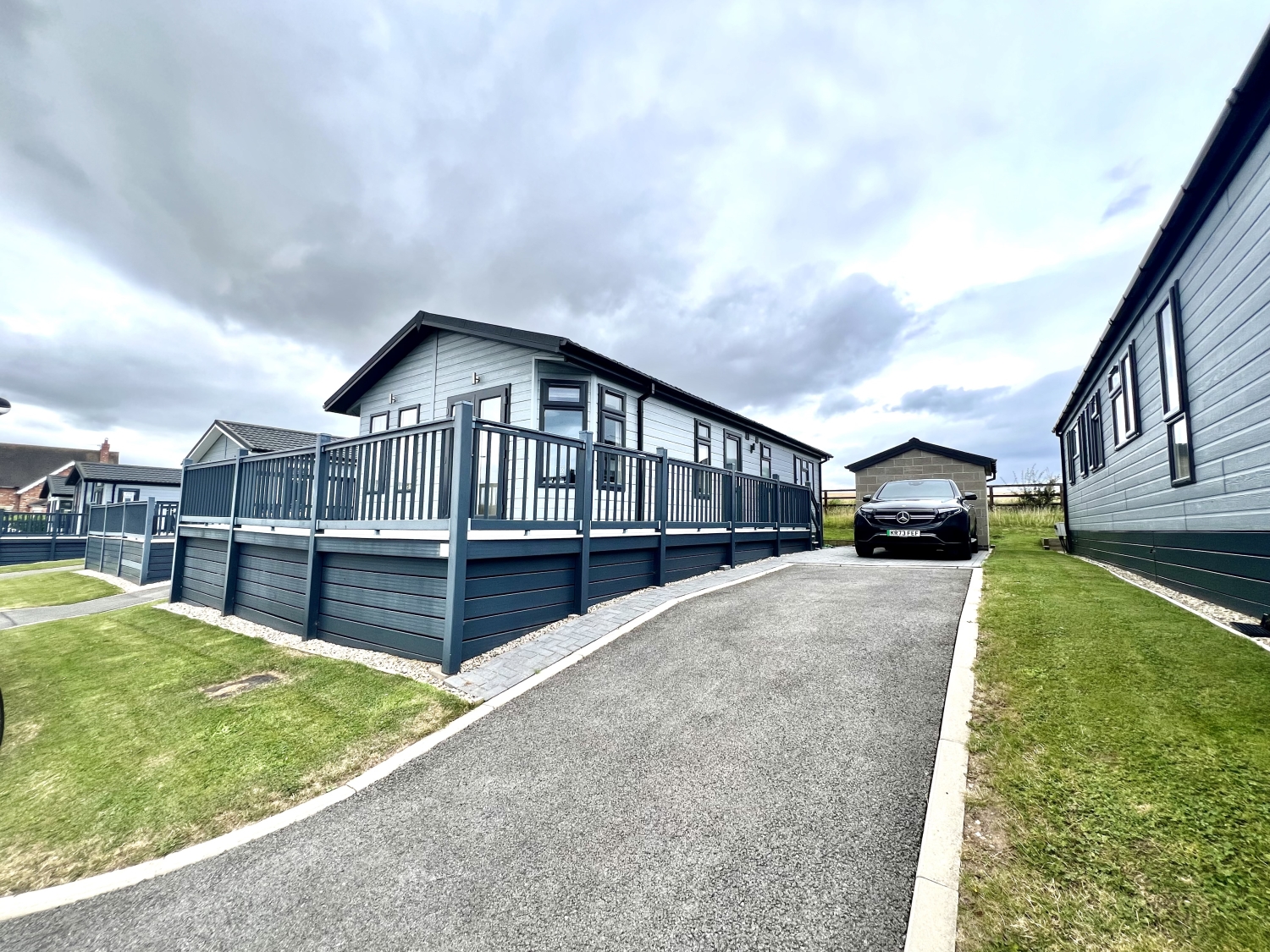 2 bedroom Park Home For Sale