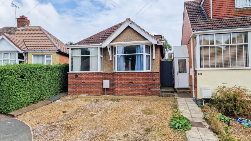 2 bedroom Detached House For Sale