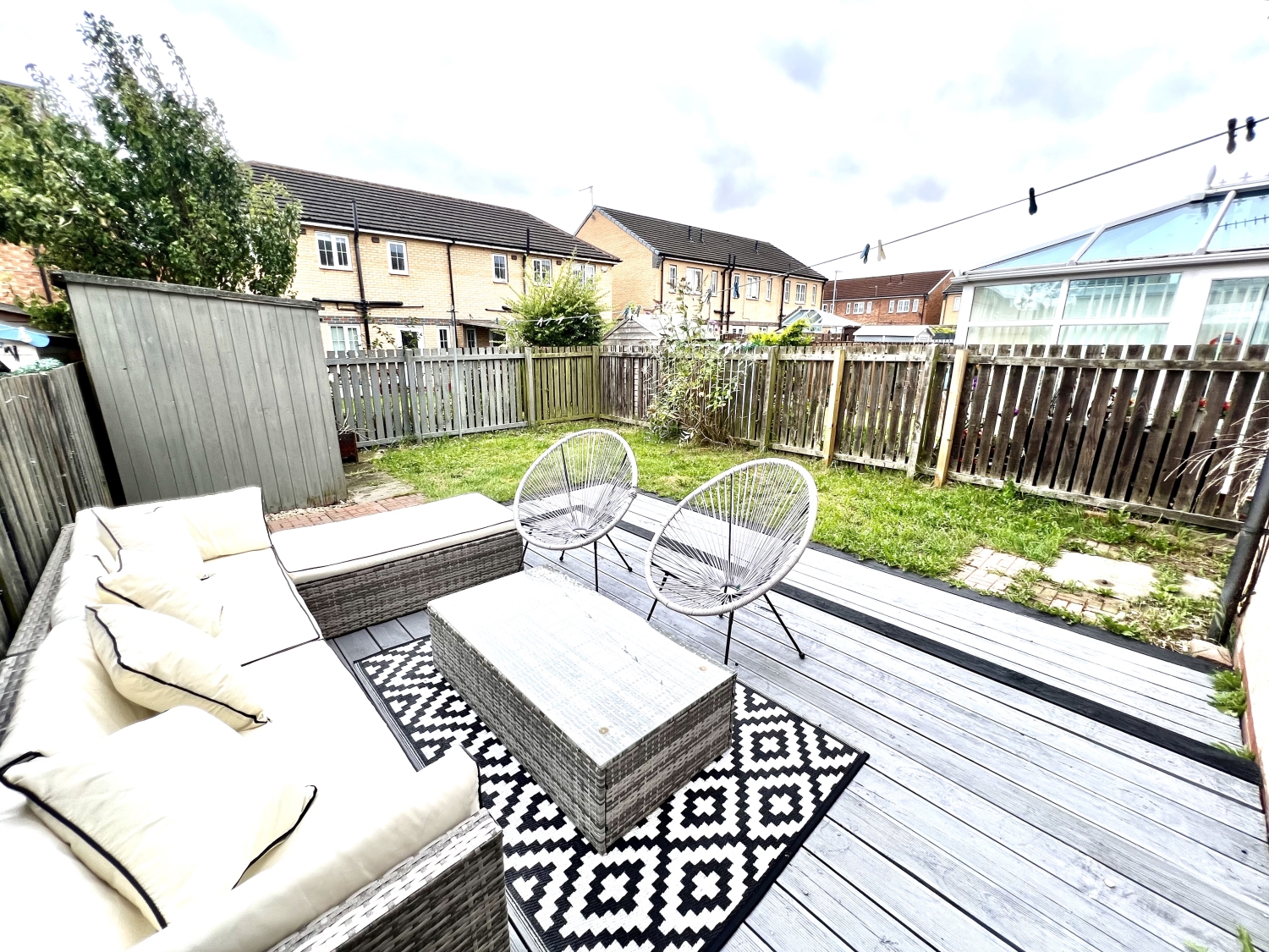 2 bedroom Terraced For Sale