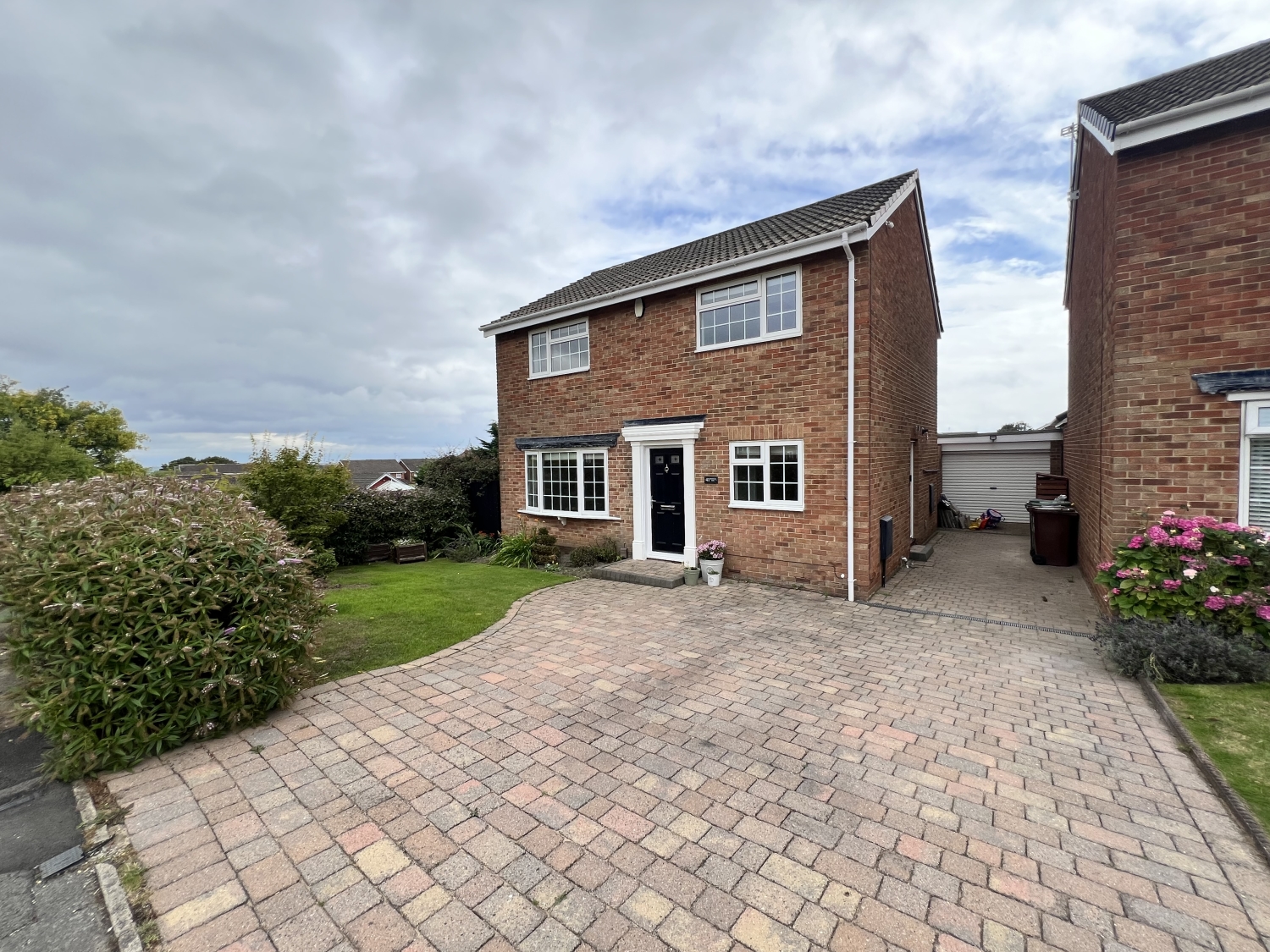 4 bedroom Detached For Sale