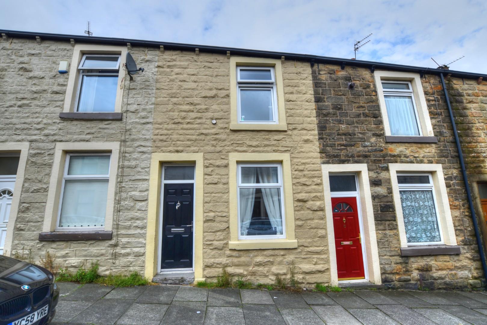 2 bedroom Terraced For Sale