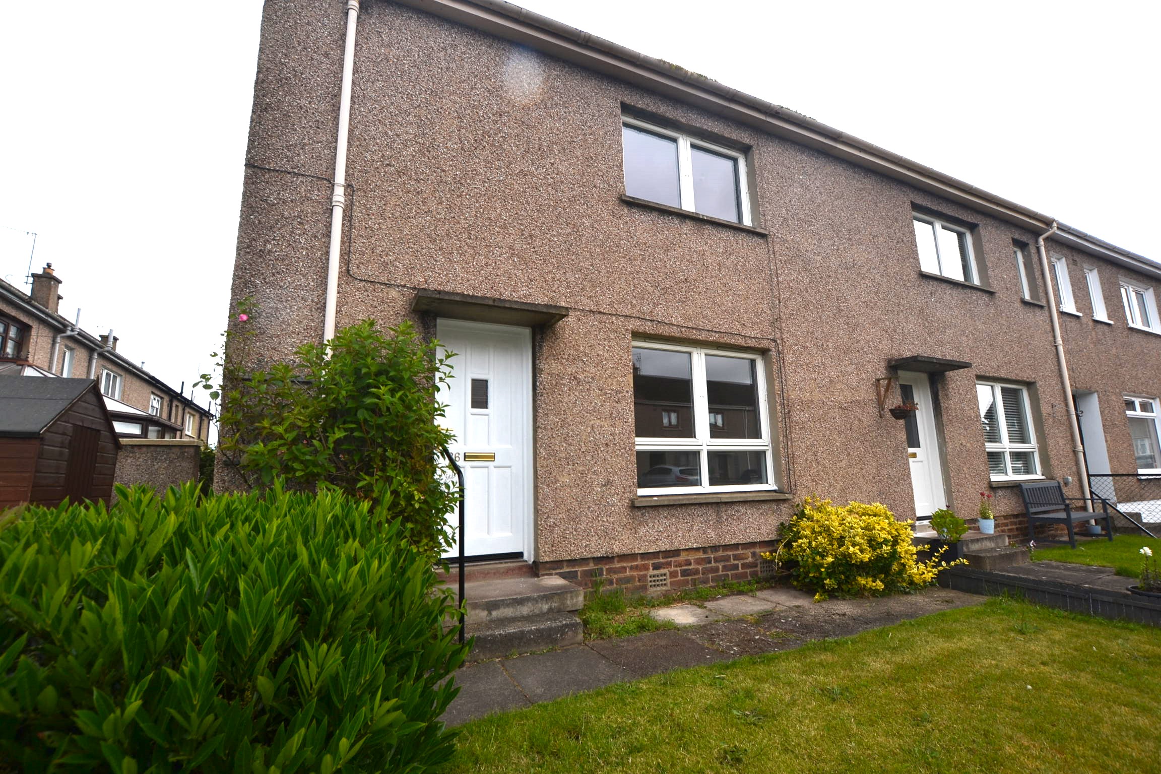 2 bedroom Terraced House To Let