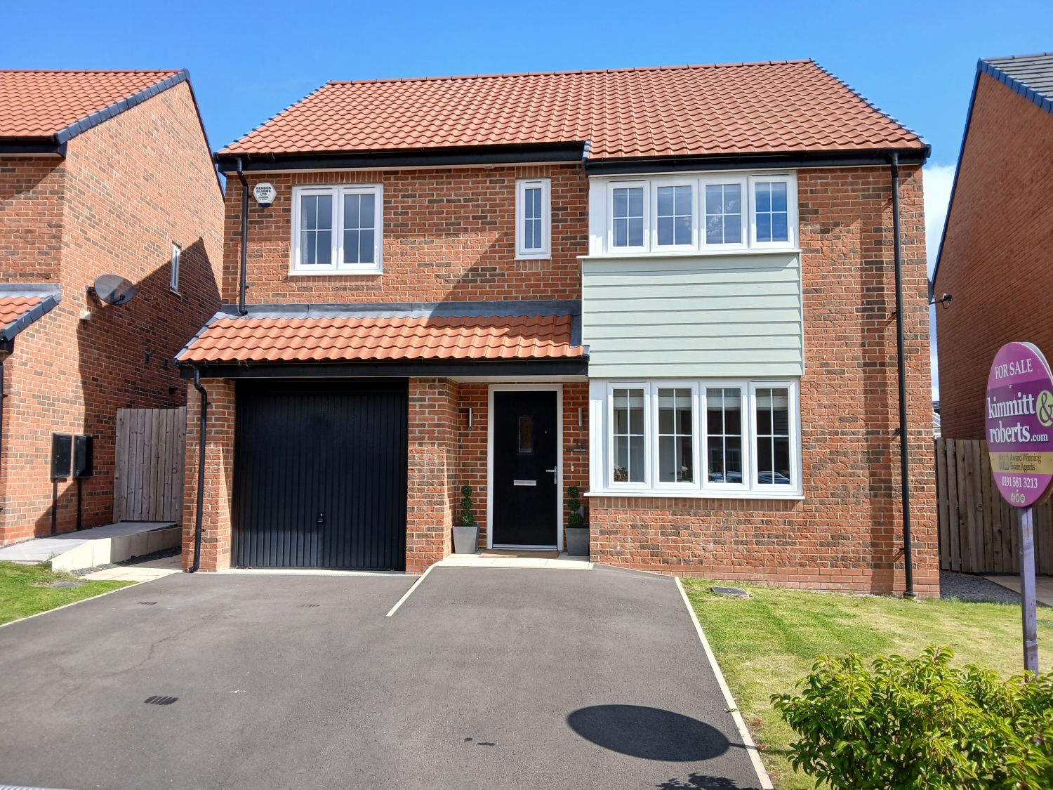 4 bedroom Detached For Sale