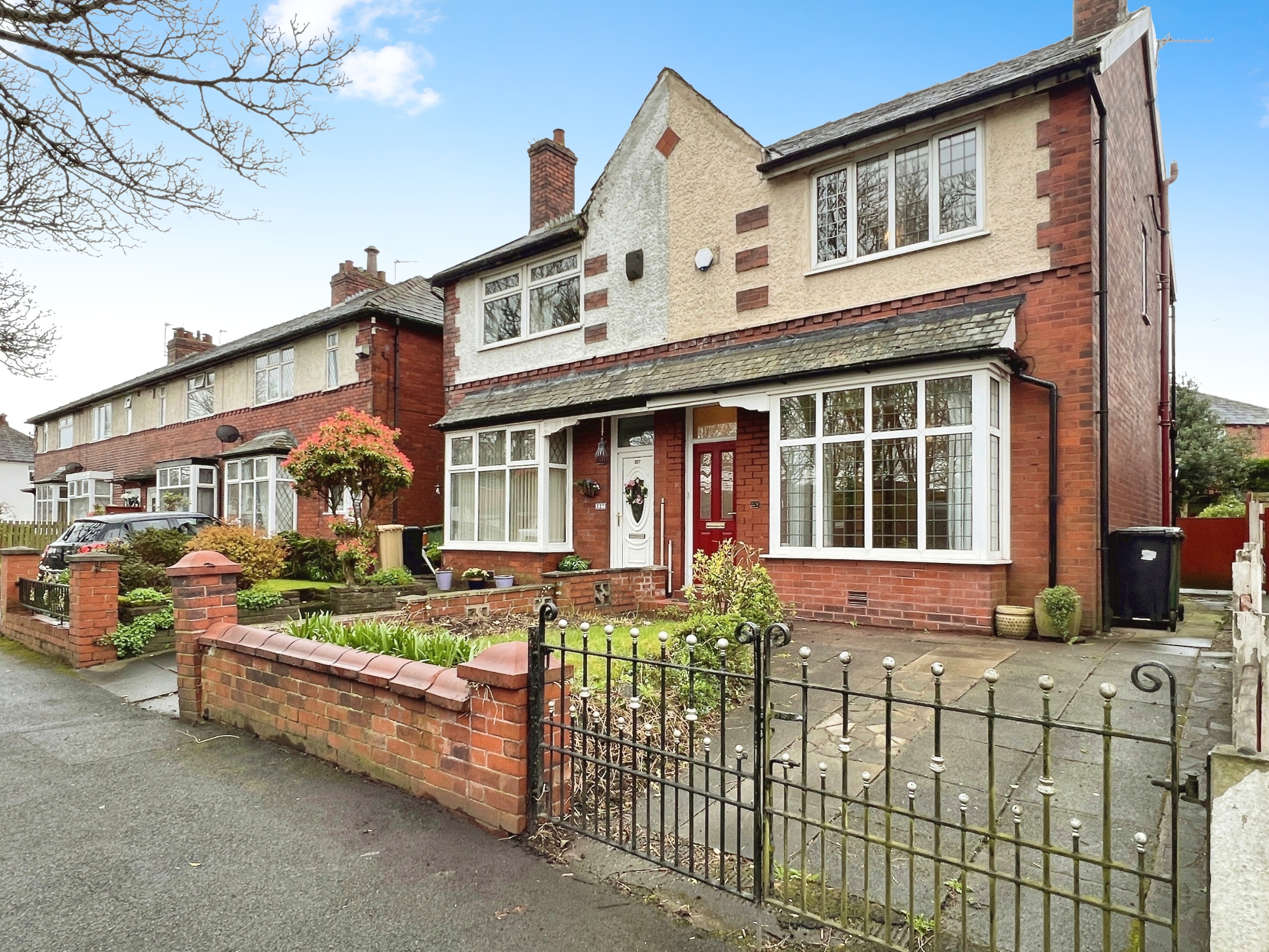 2 bedroom House (unspecified) SSTC