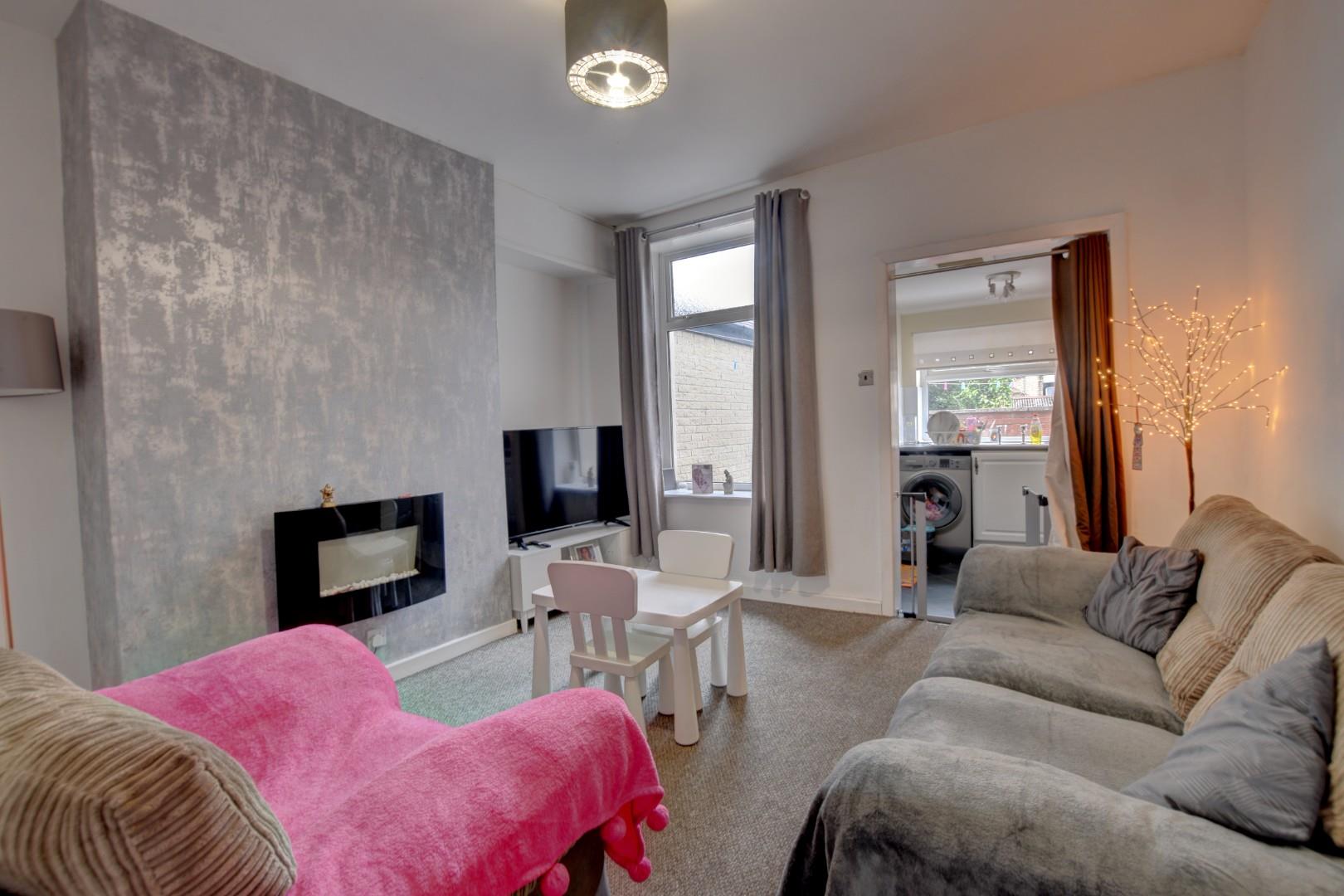2 bedroom Terraced SSTC