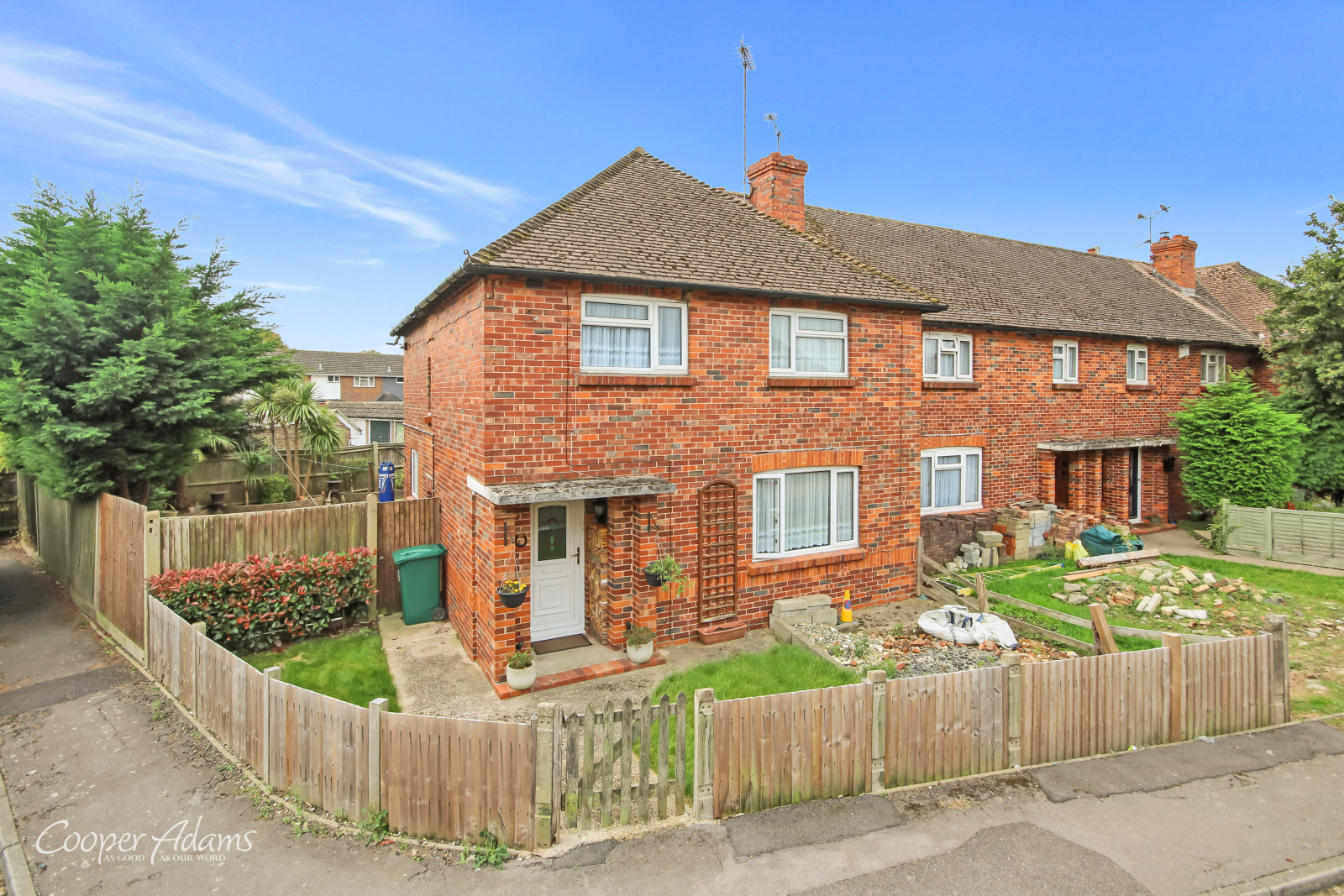 3 bedroom Terraced House SSTC
