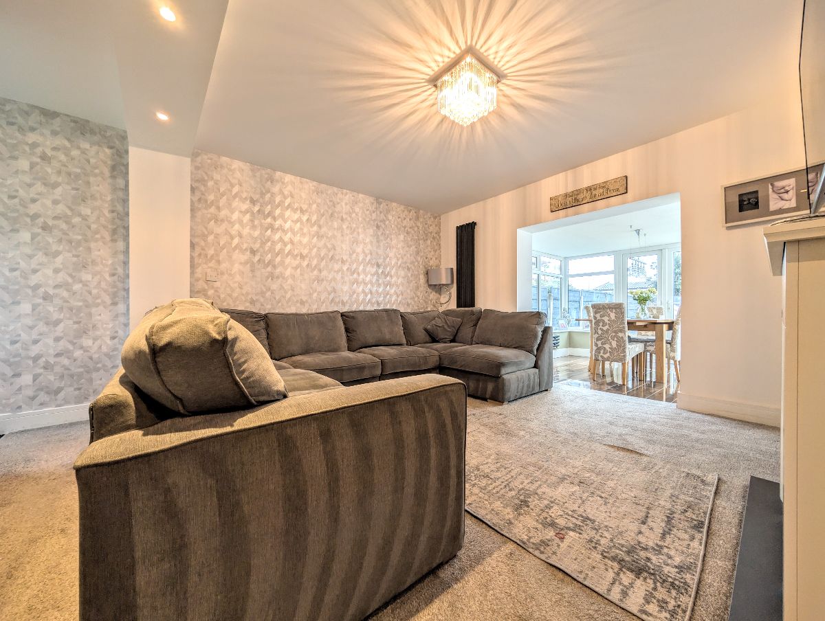 3 bedroom Townhouse SSTC