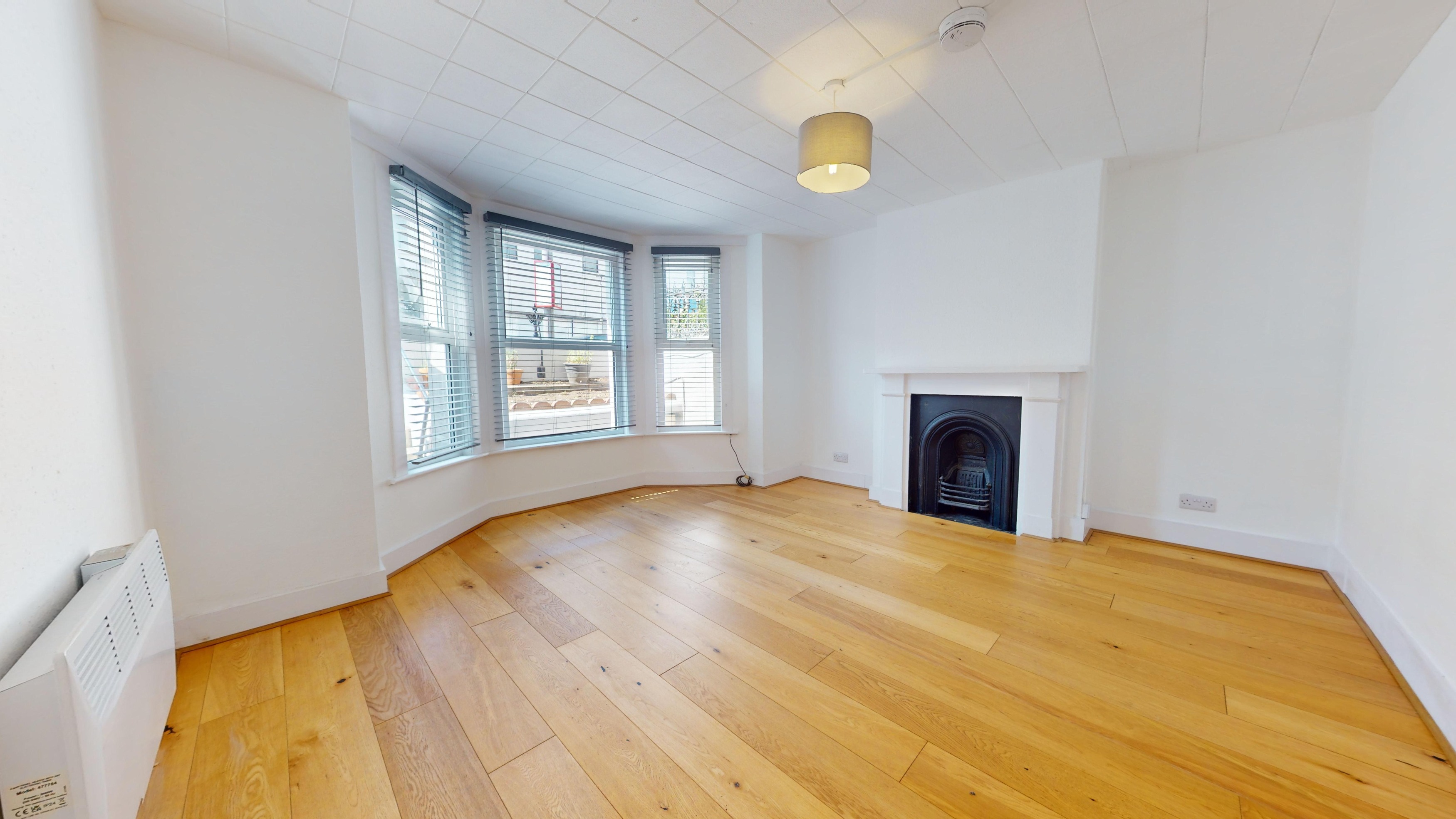 1 bedroom Apartment Let agreed
