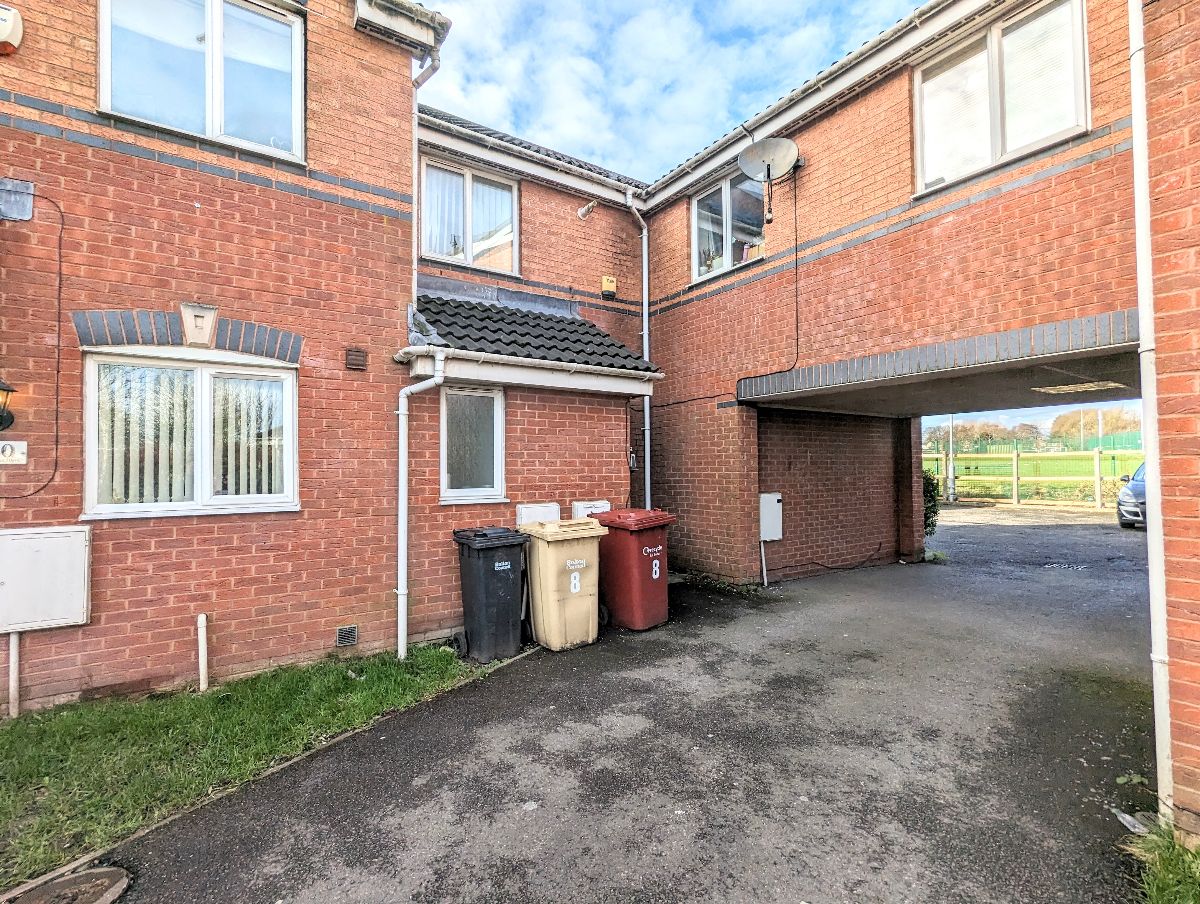 3 bedroom Townhouse SSTC