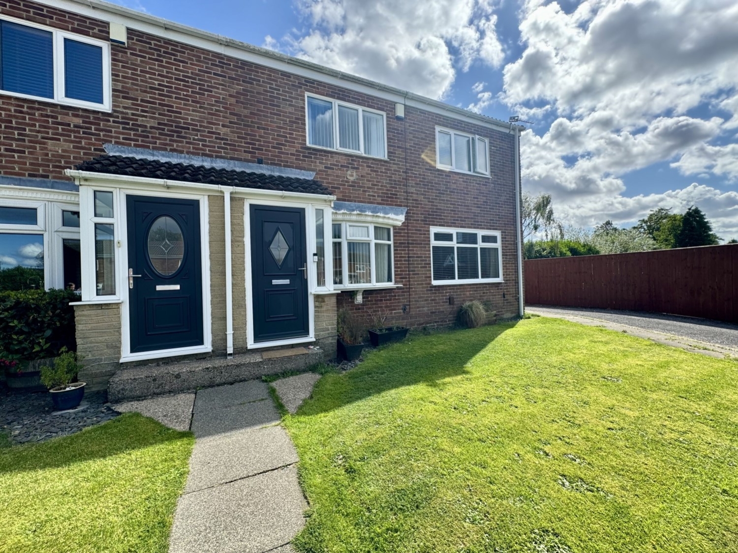 2 bedroom Terraced Under Offer