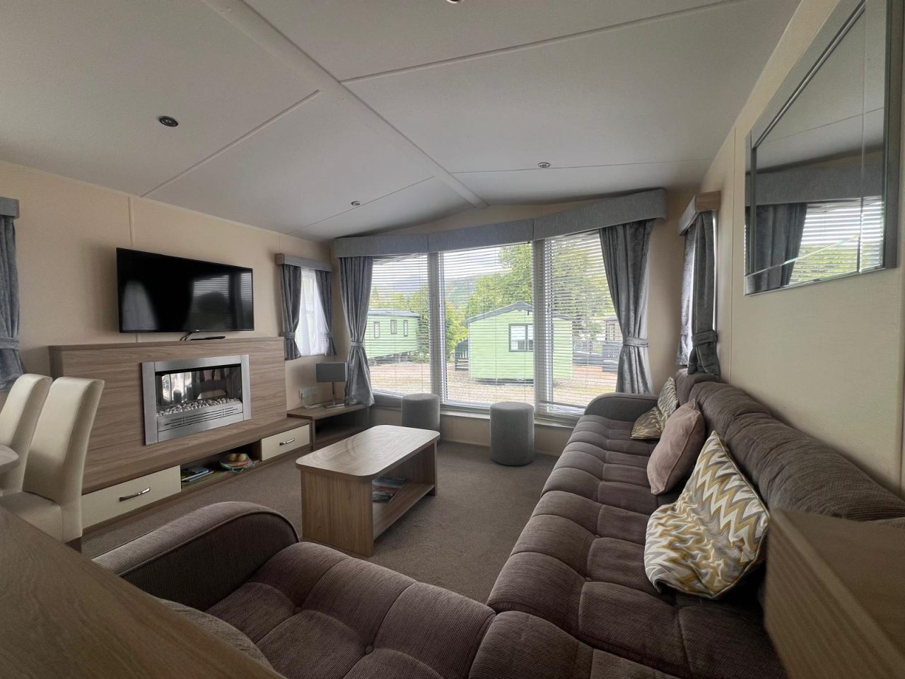 3 bedroom Static Home For Sale