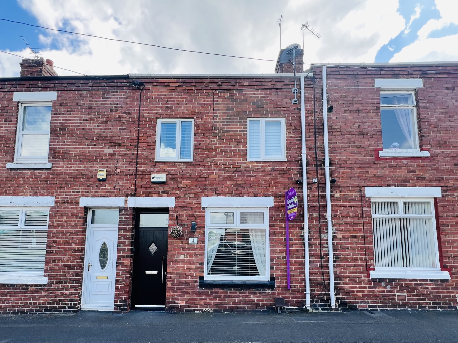 3 bedroom Terraced For Sale