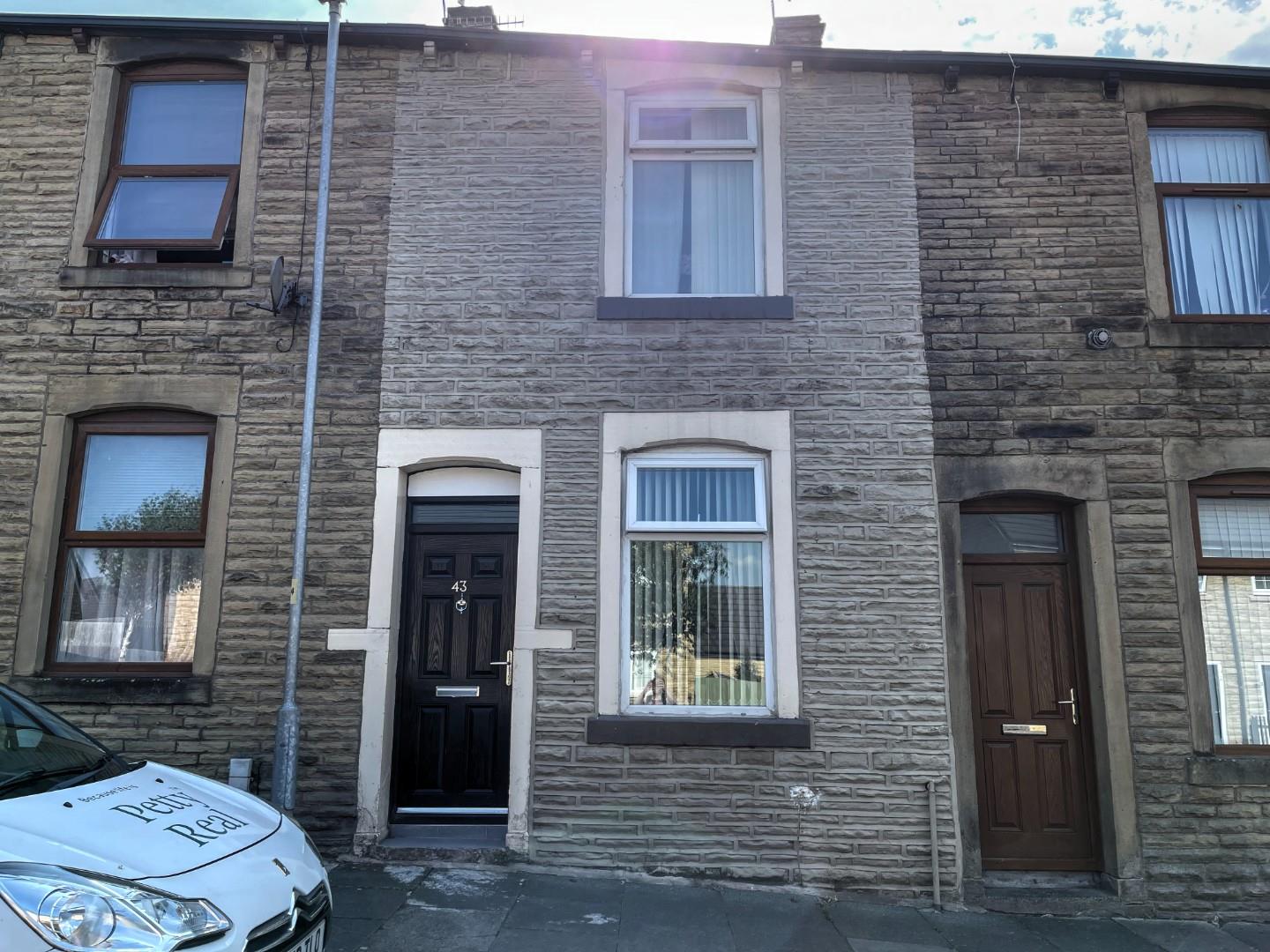 2 bedroom House For Sale