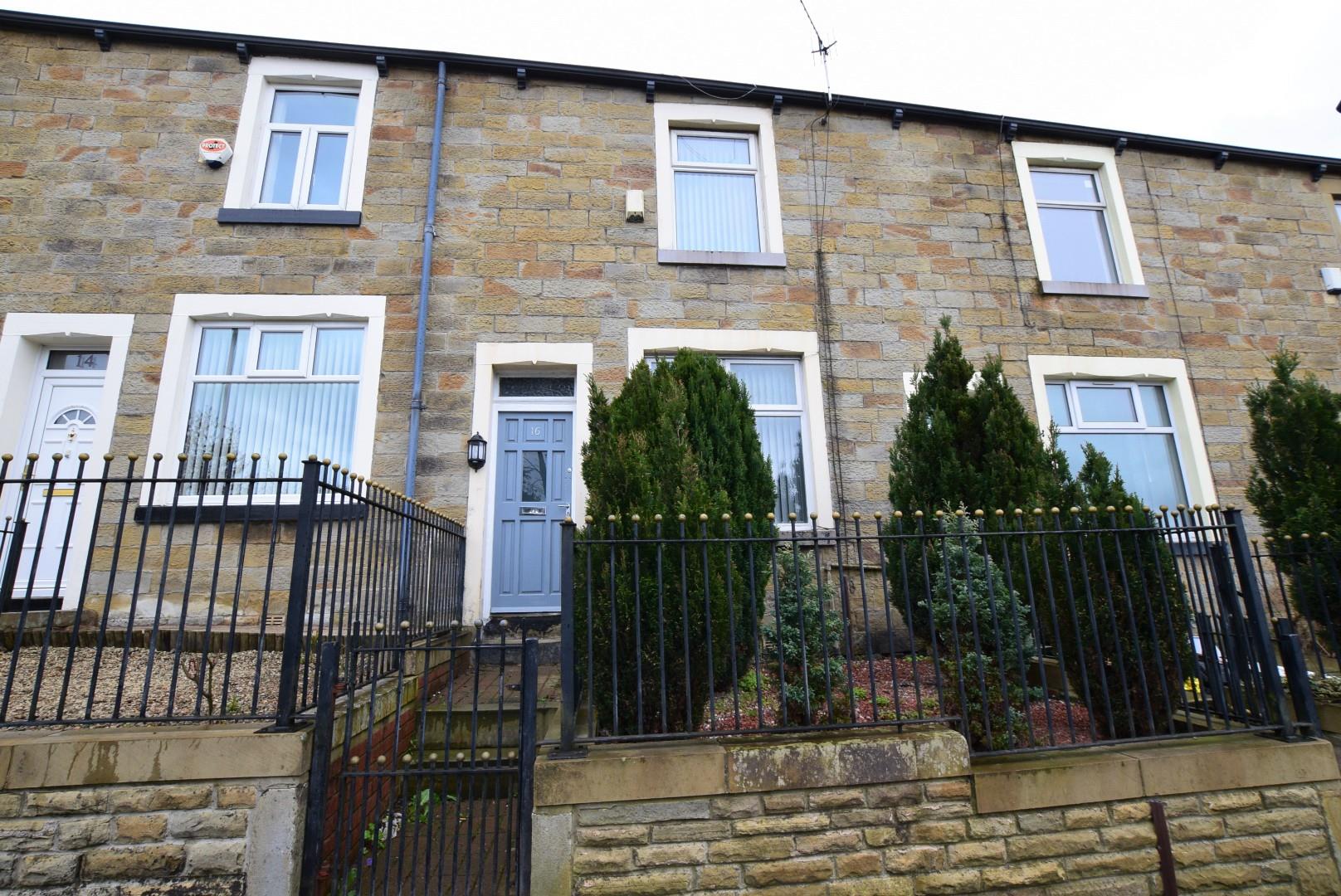 2 bedroom Terraced For Sale