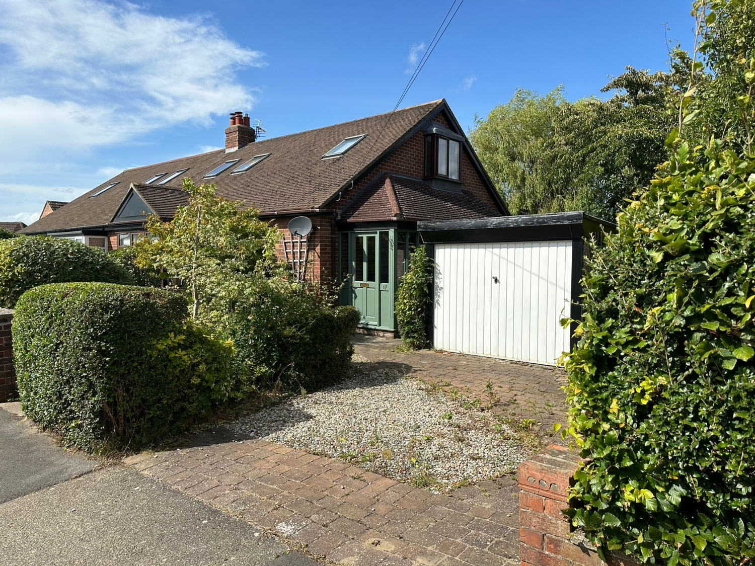 3 bedroom Semi-Detached For Sale