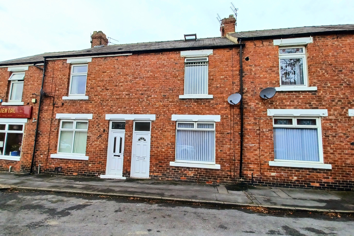 2 bedroom Terraced For Sale