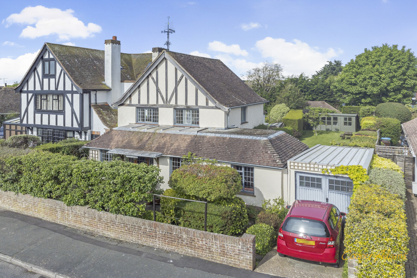 3 bedroom Semi-Detached House Sold