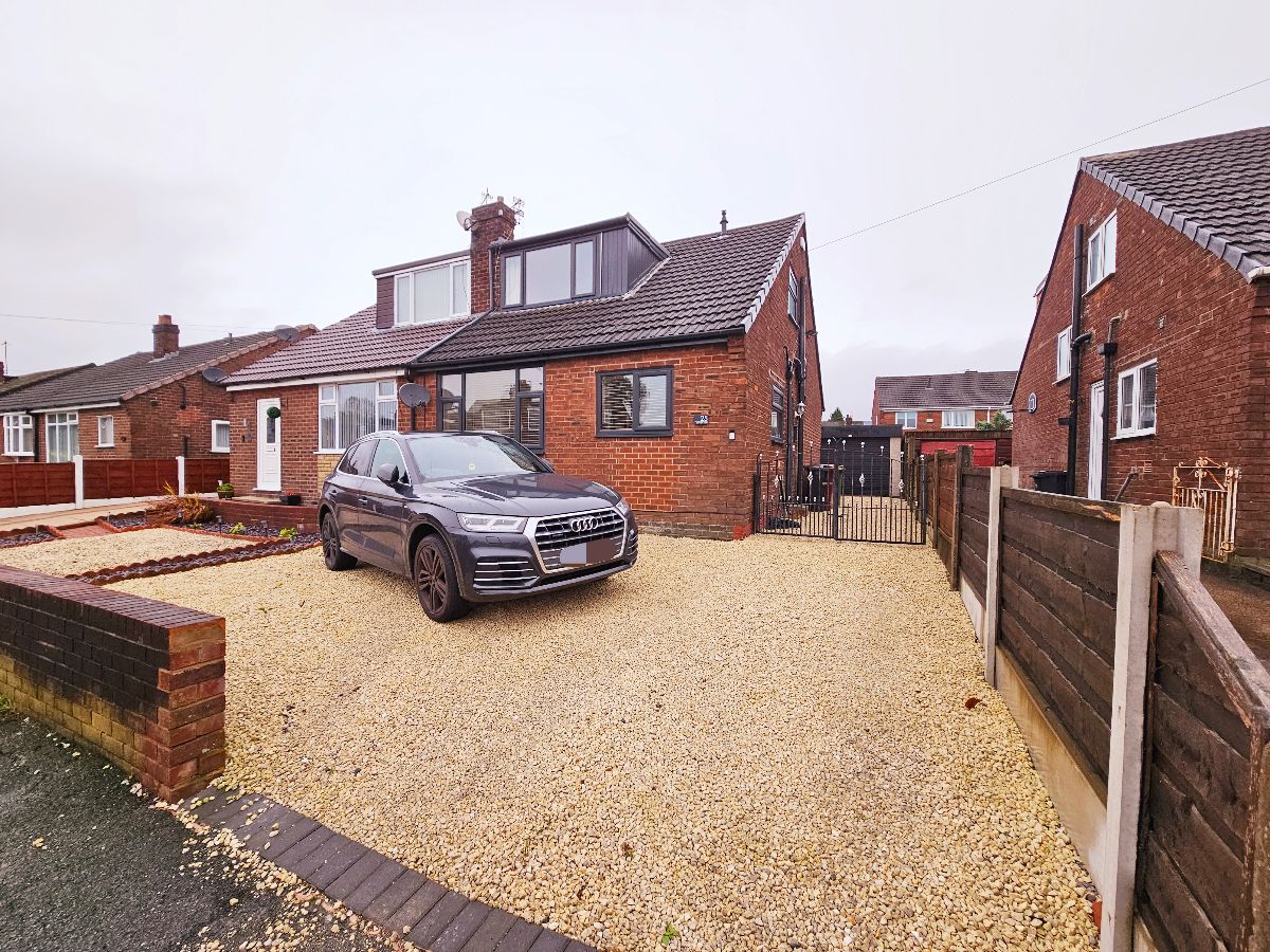4 bedroom Semi-Detached SSTC