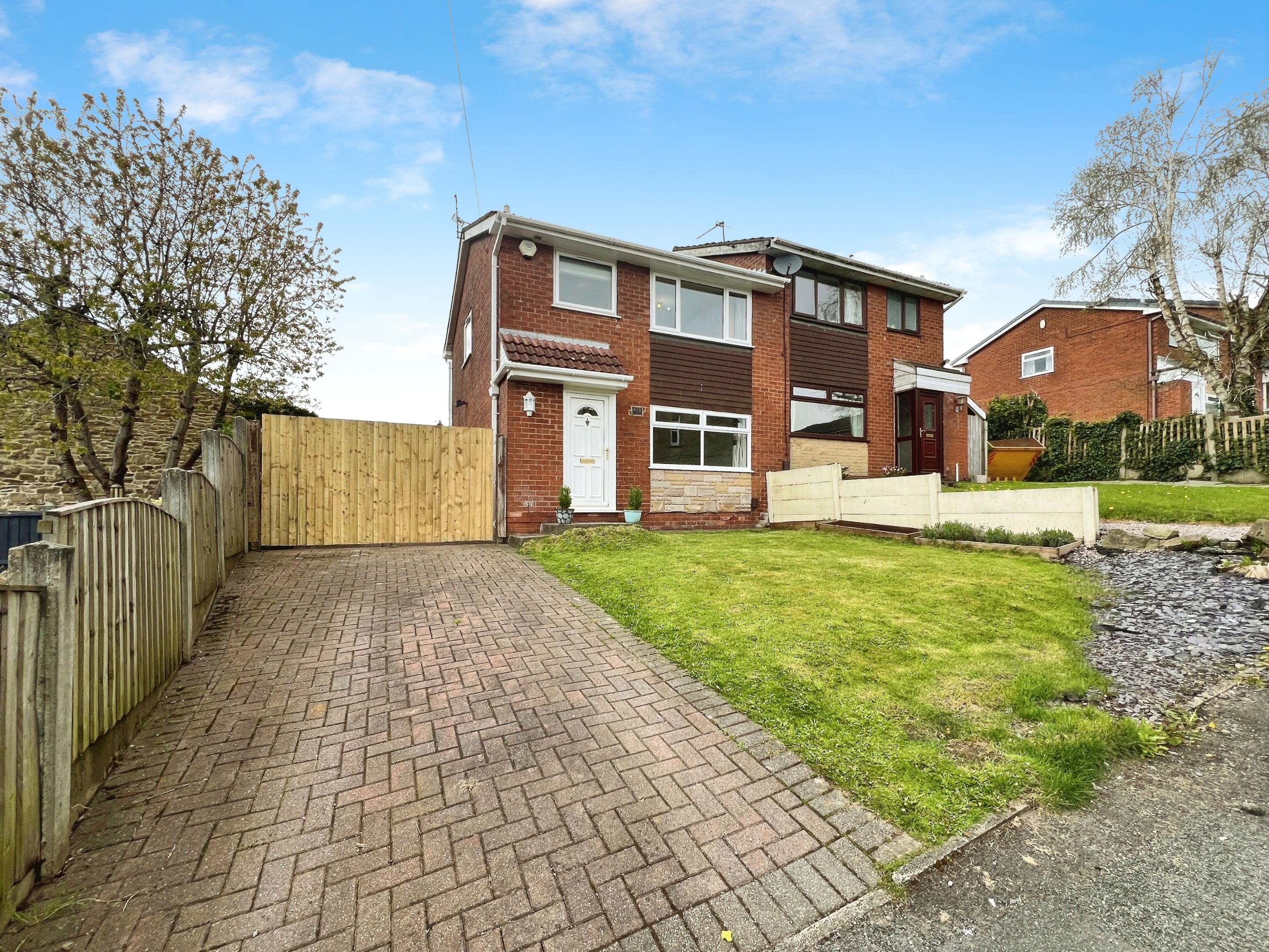 3 bedroom House SSTC