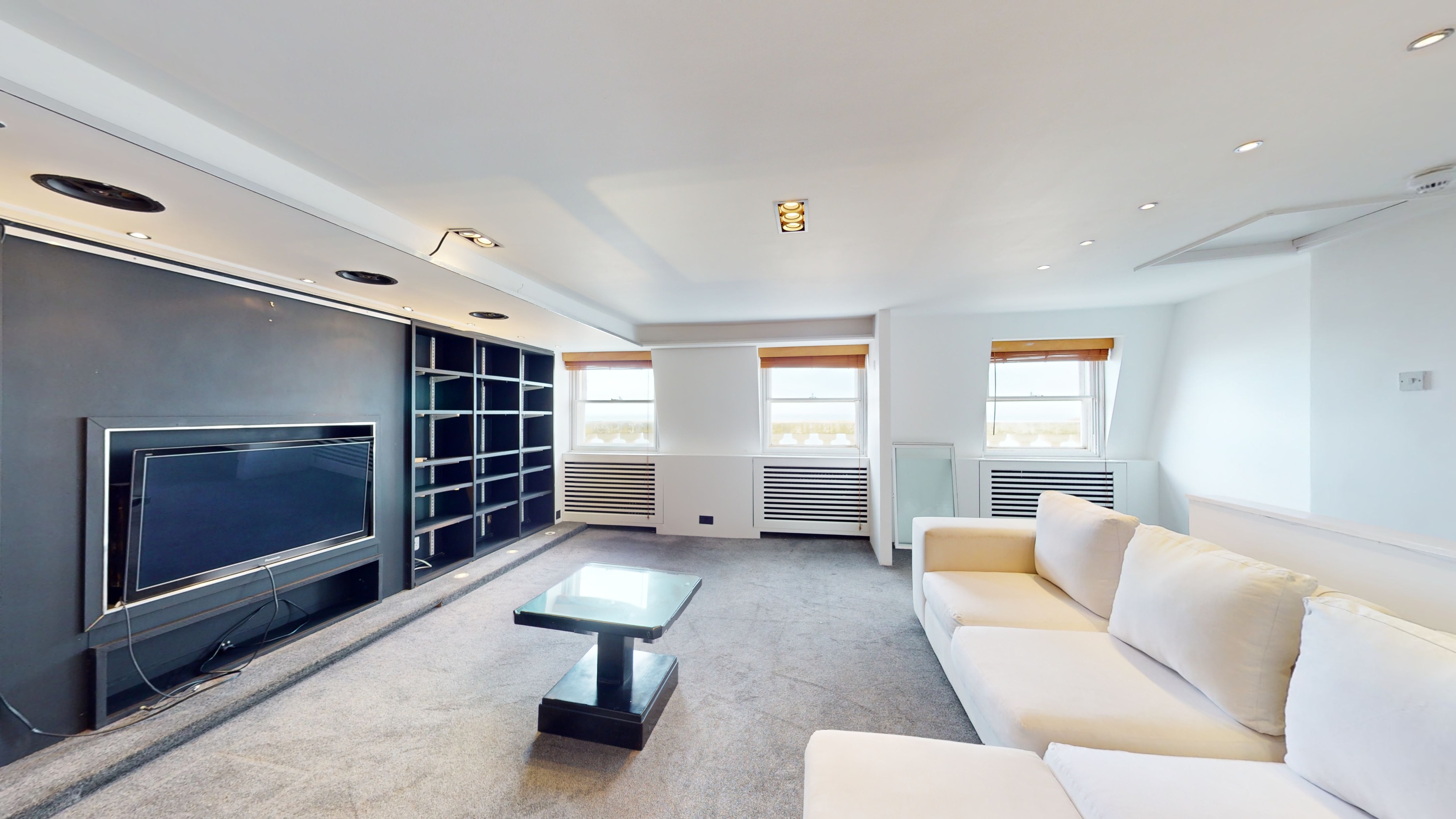 2 bedroom Apartment Let agreed
