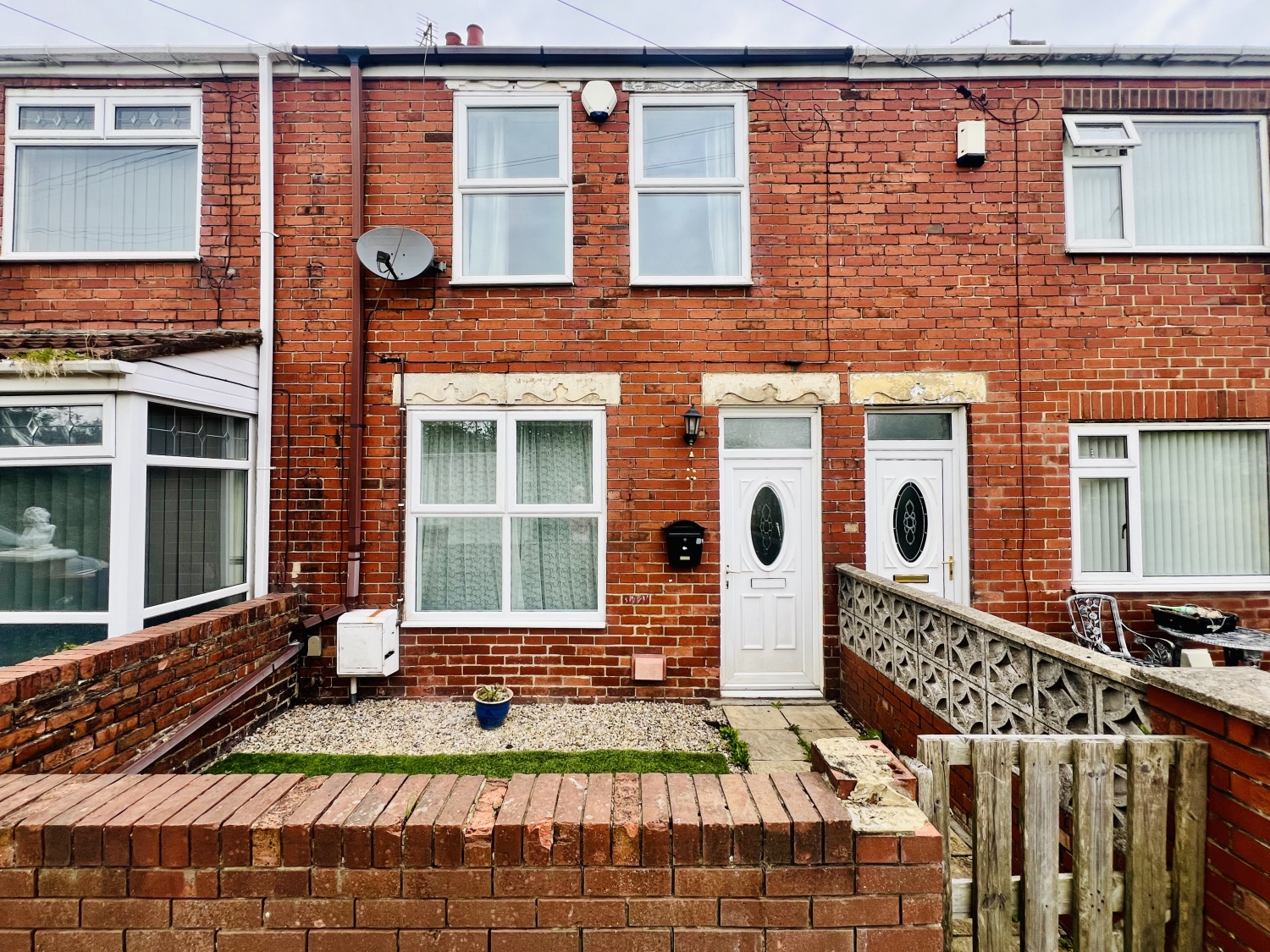 2 bedroom Terraced Under Offer