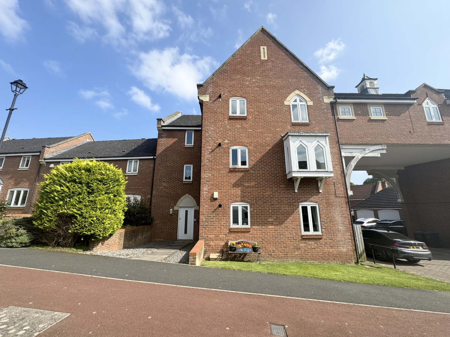 3 bedroom Apartment Let Agreed