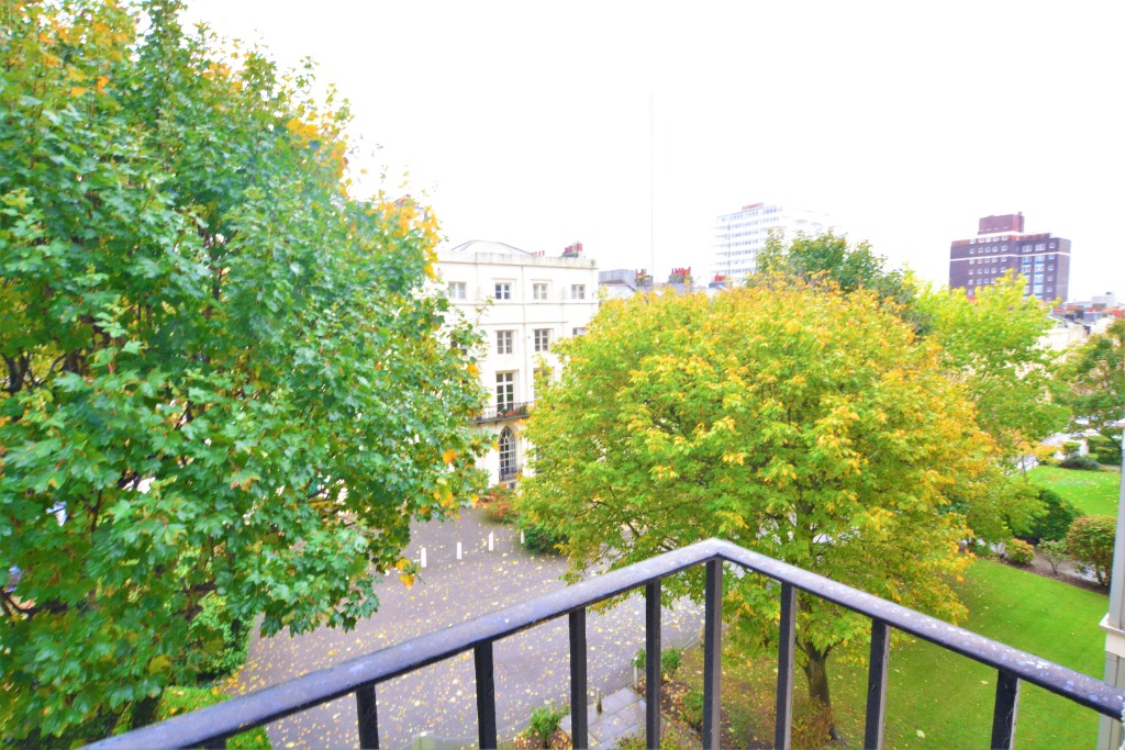 2 bedroom Apartment To Let