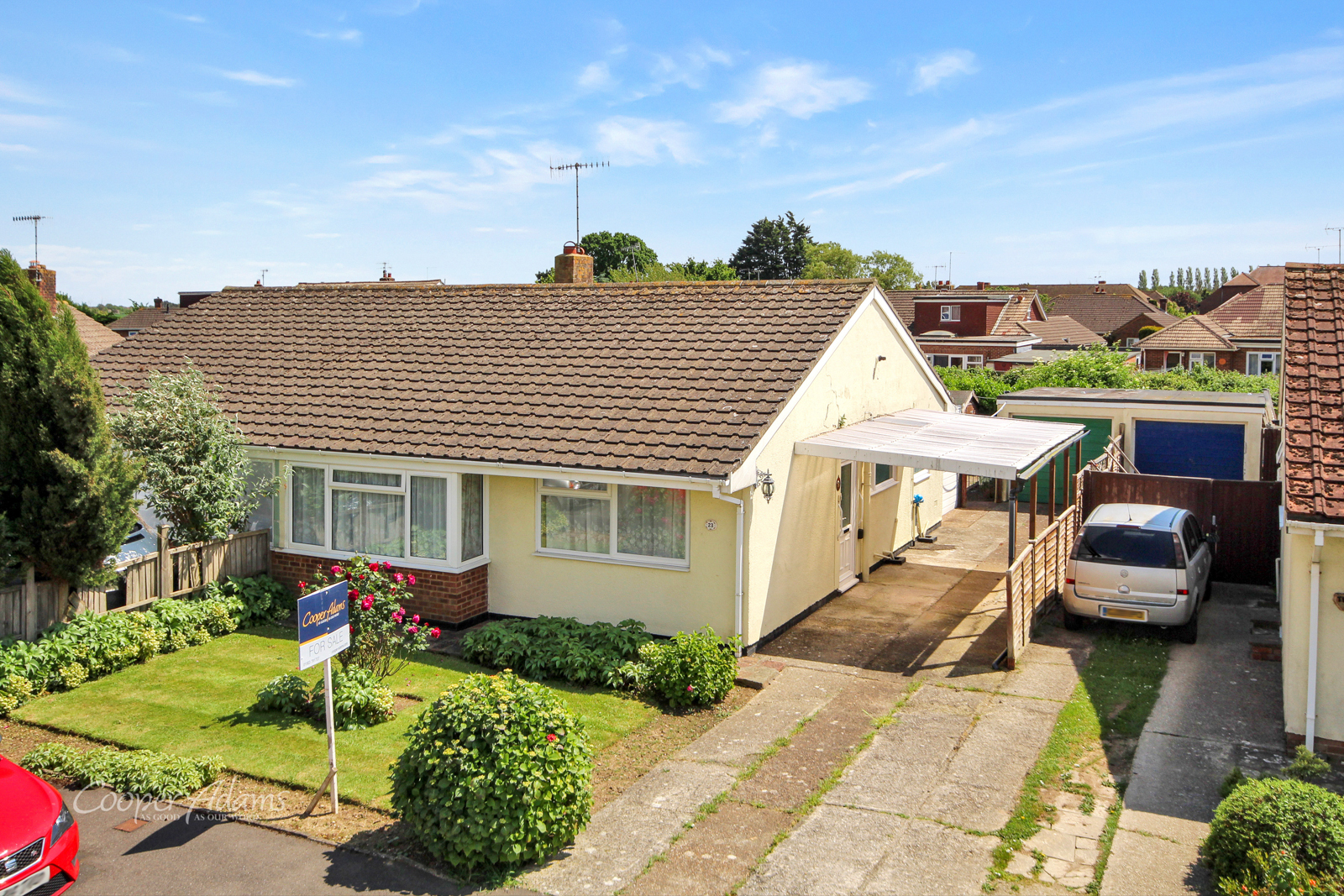 2 bedroom Semi-Detached House SSTC