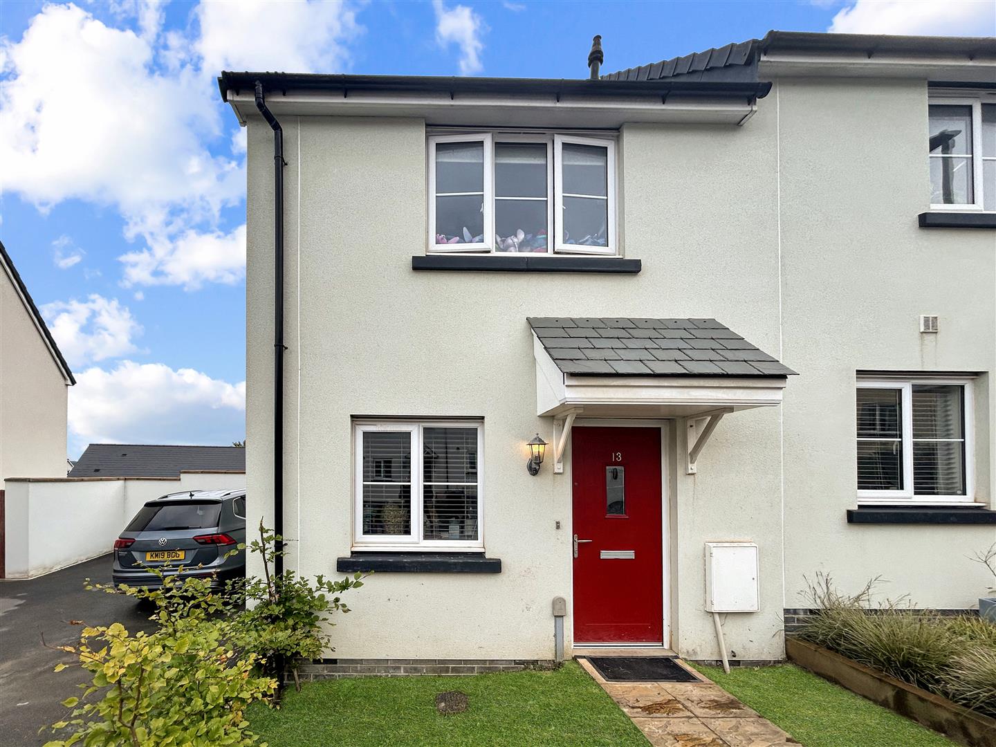 2 bedroom Semi-detached house For Sale
