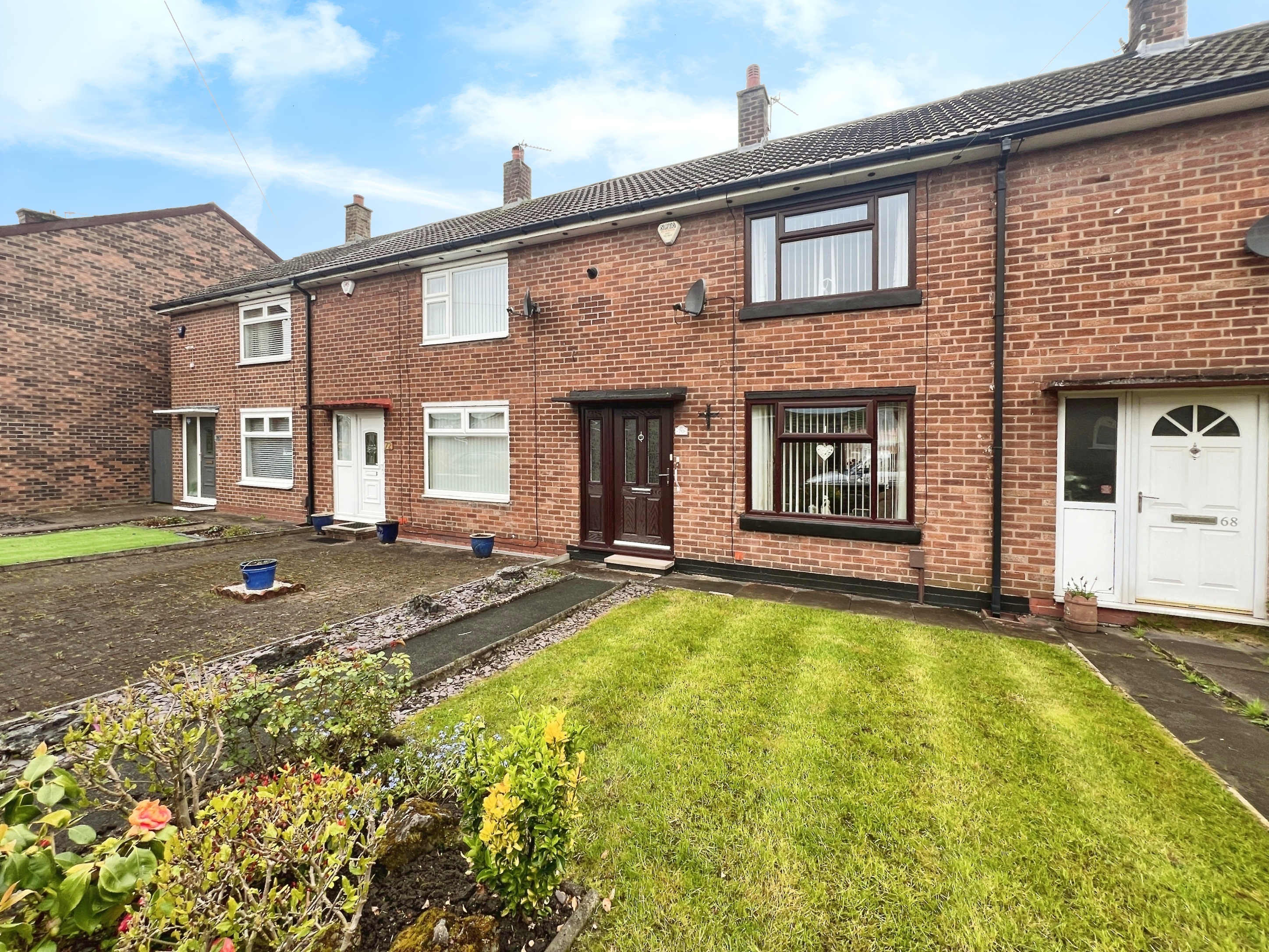 2 bedroom House (unspecified) SSTC