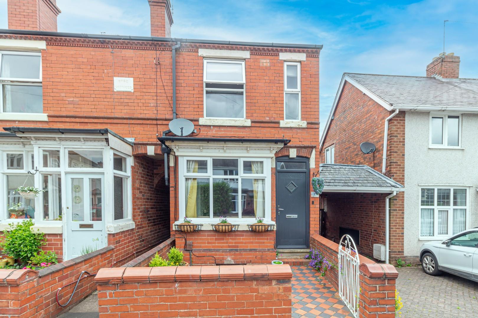 2 bedroom End of terrace house For Sale