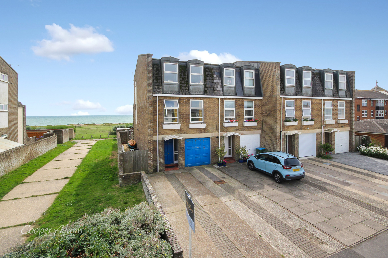 4 bedroom Terraced House SSTC