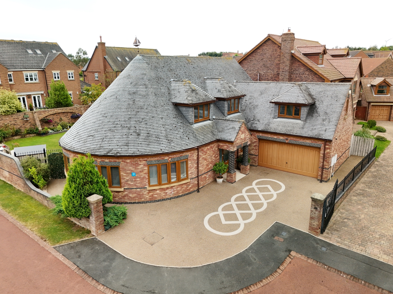 4 bedroom Detached For Sale