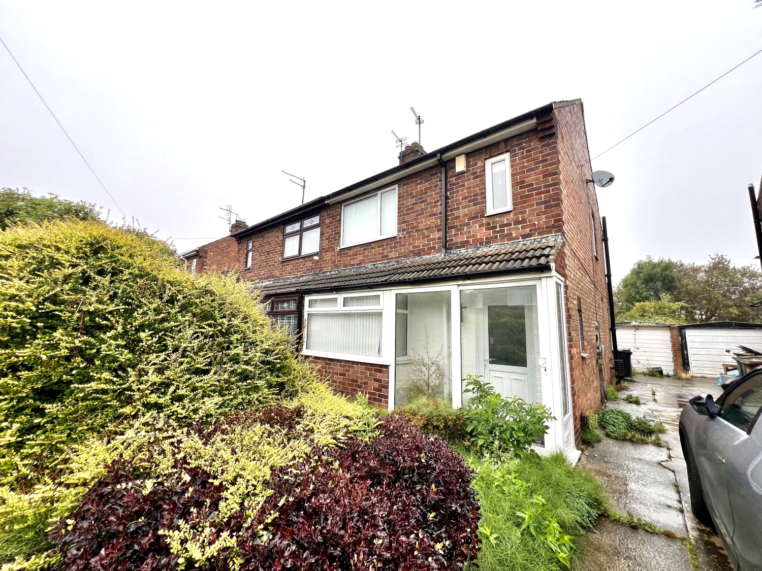 3 bedroom Semi-Detached For Sale