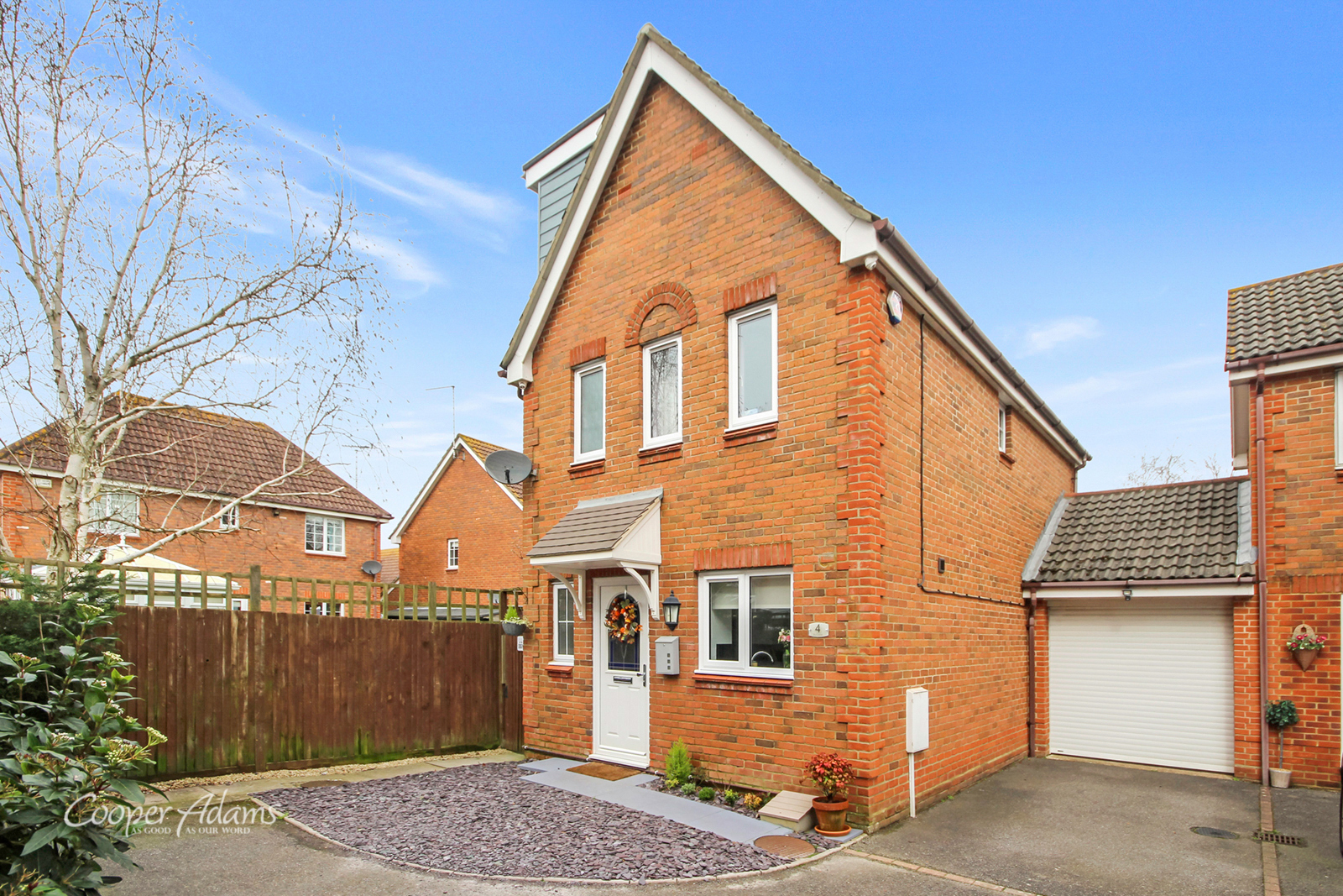 4 bedroom Detached House Sold