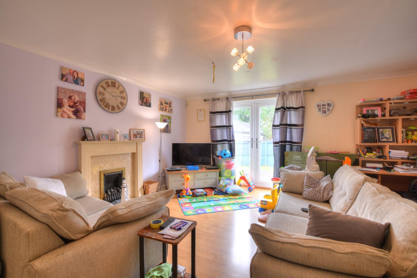 3 bedroom Semi-Detached SSTC