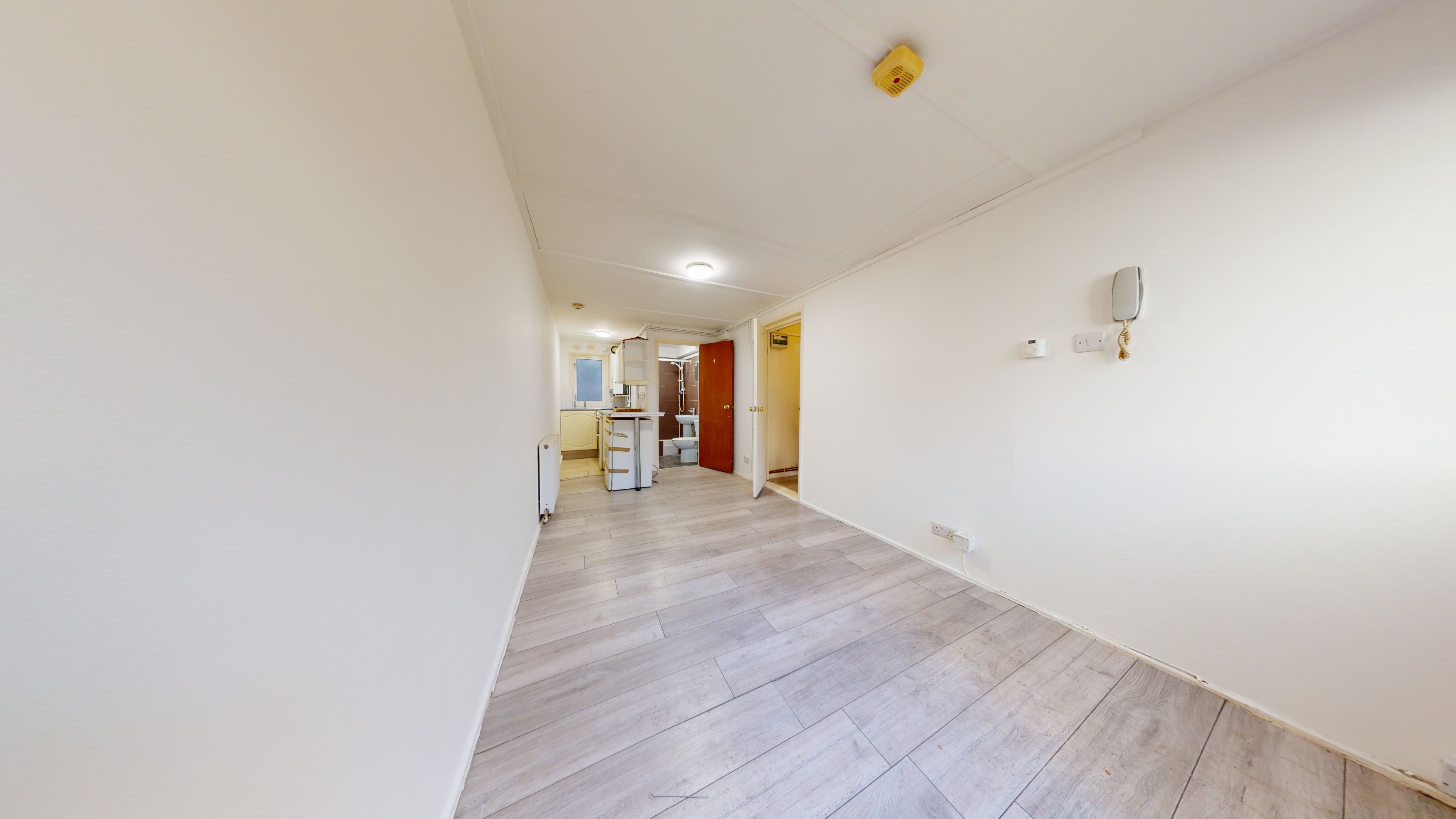 1 bedroom Apartment To Let
