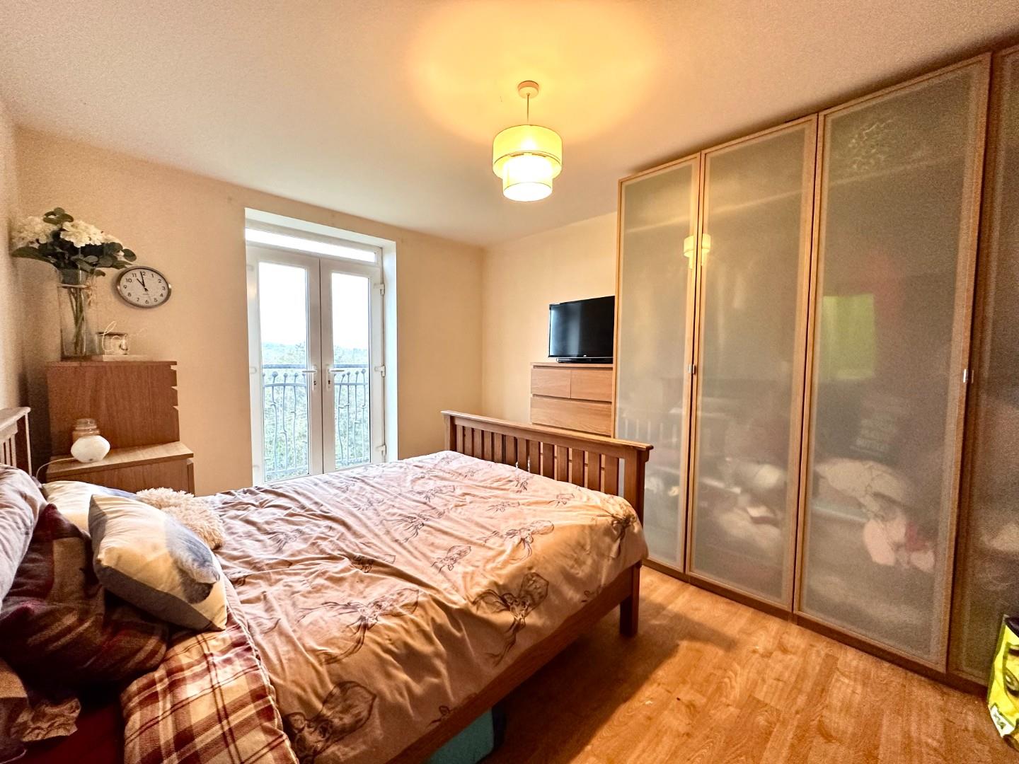 2 bedroom House For Sale