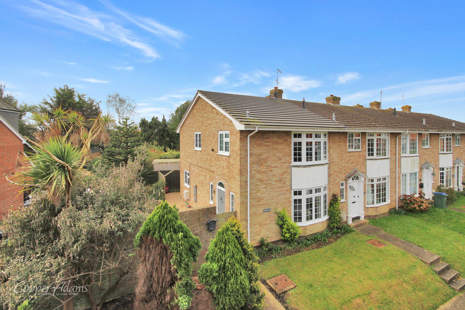 3 bedroom Terraced House SSTC