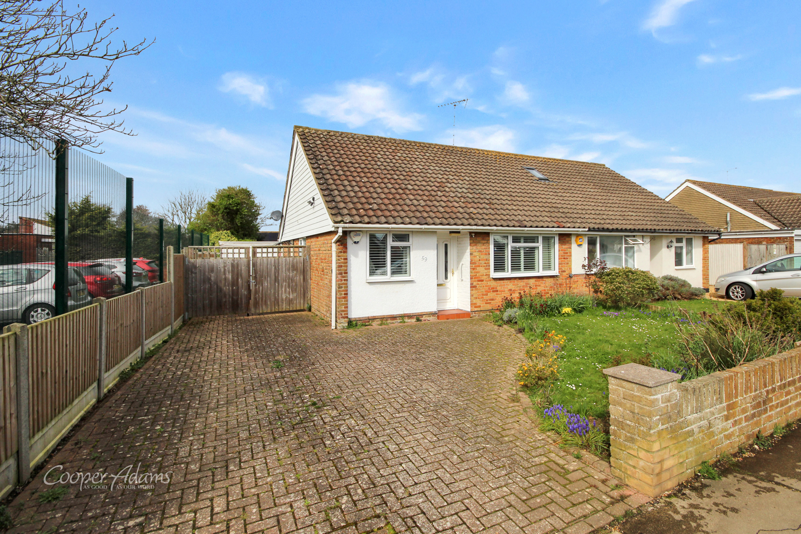 2 bedroom Semi-Detached House SSTC