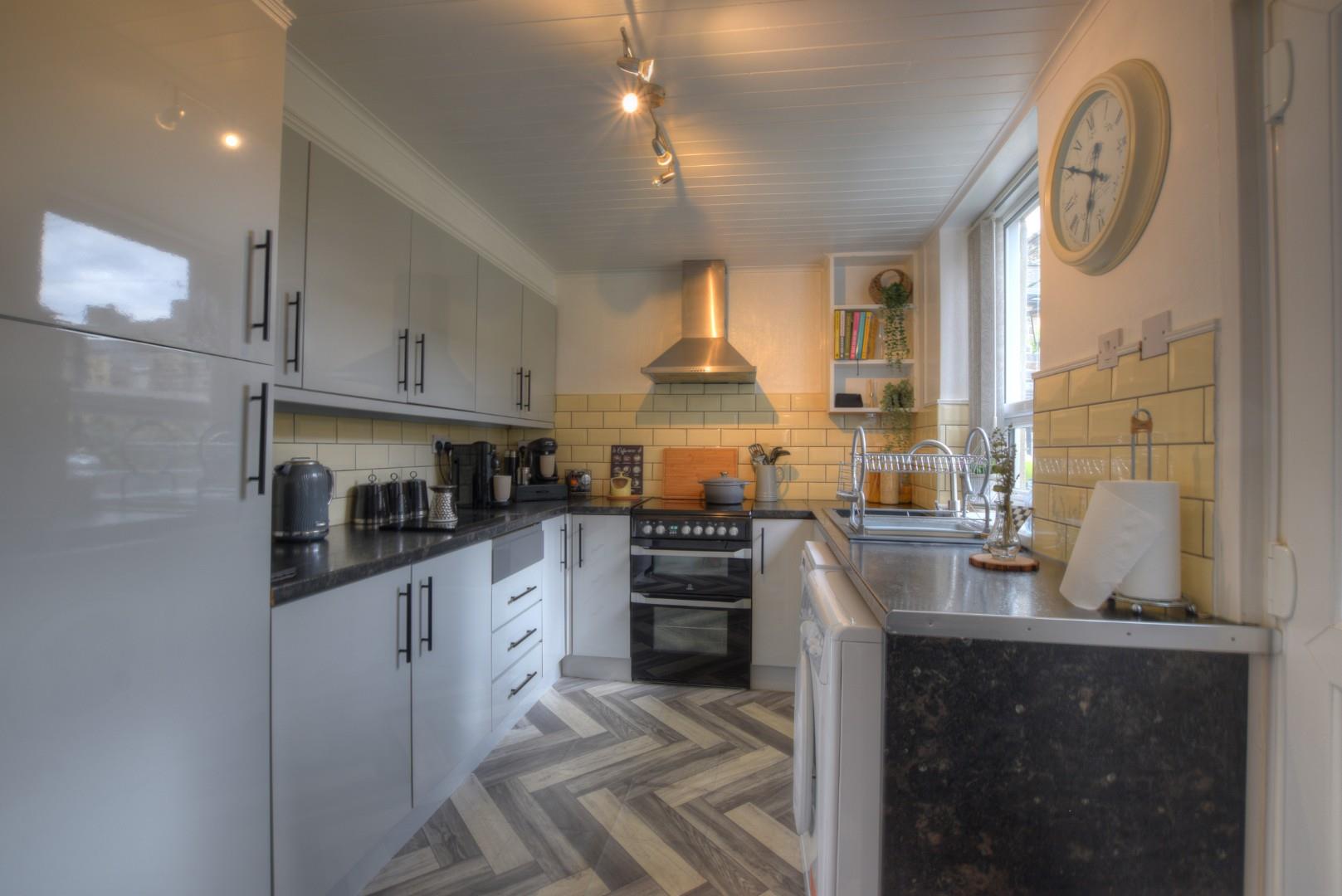 2 bedroom Terraced SSTC