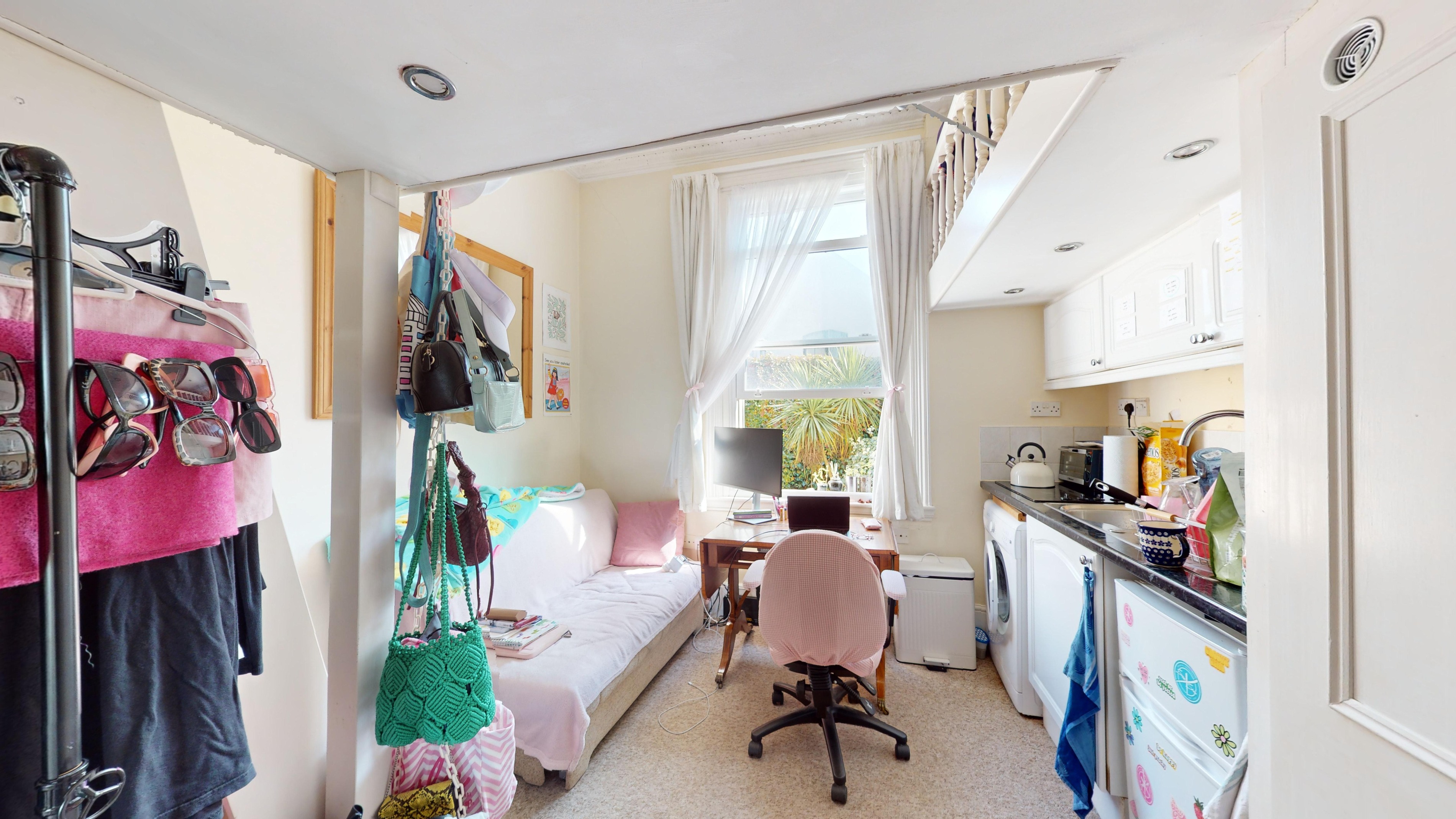 1 bedroom Apartment Let agreed