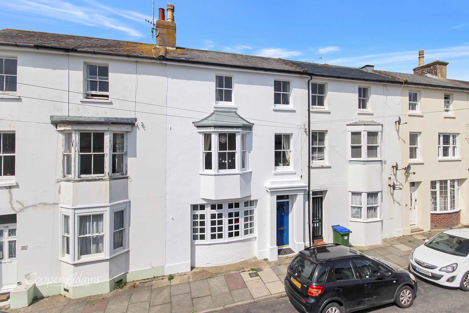 3 bedroom Apartment For Sale
