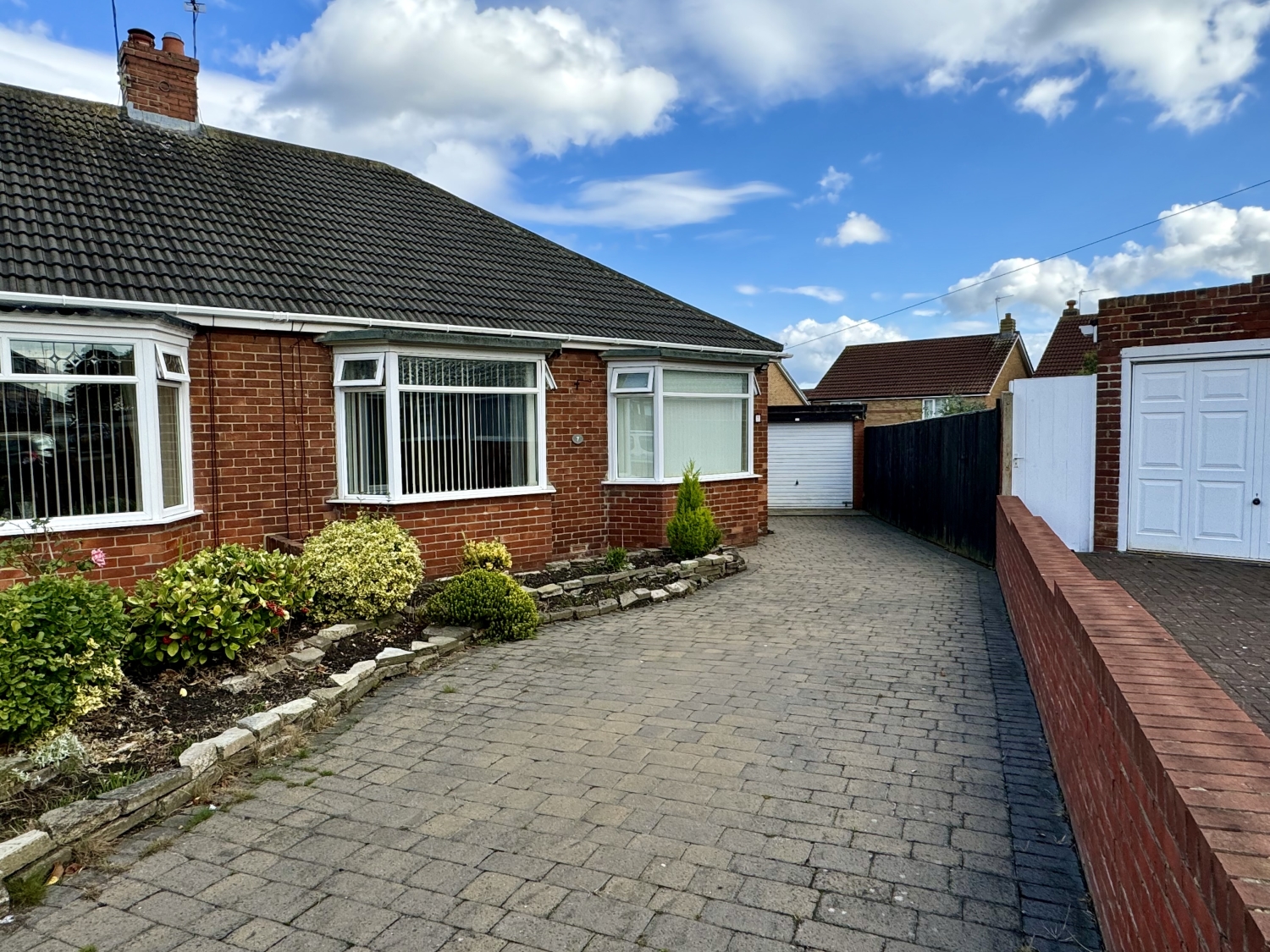 2 bedroom Semi-Detached For Sale