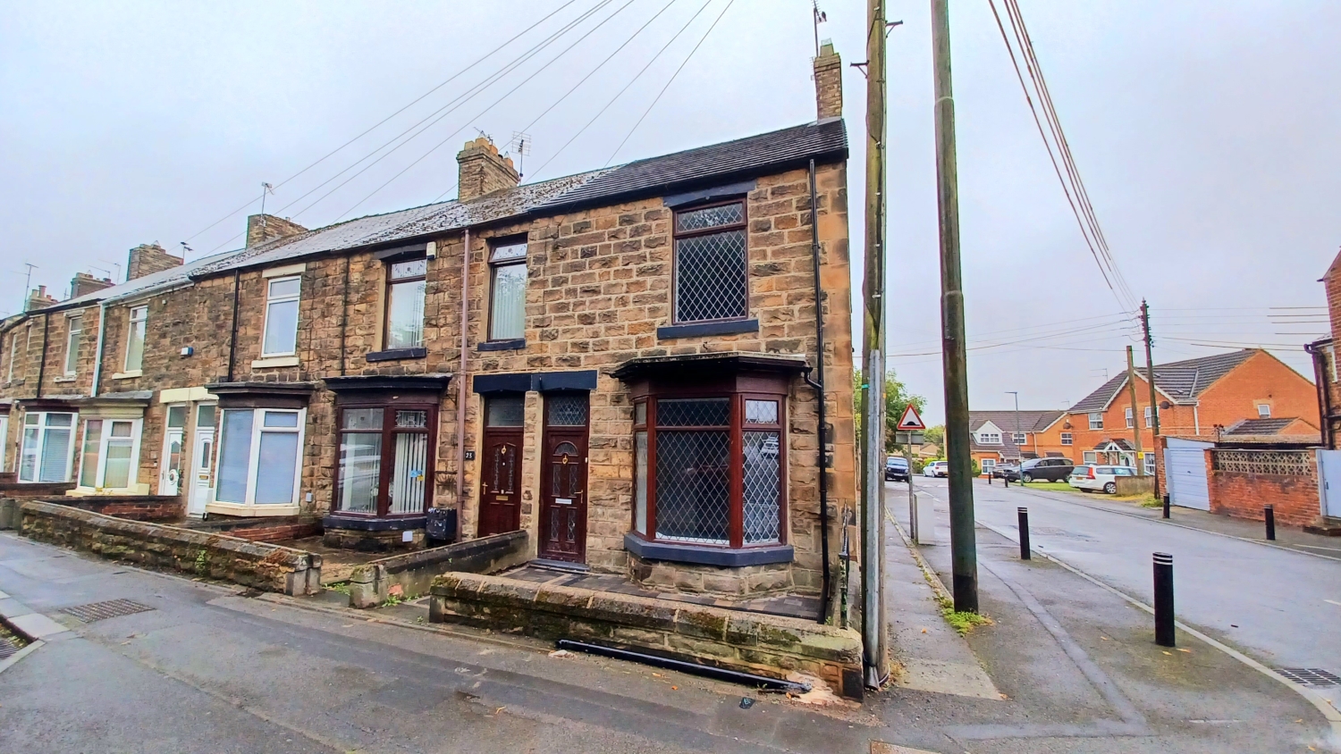 2 bedroom Terraced To Let