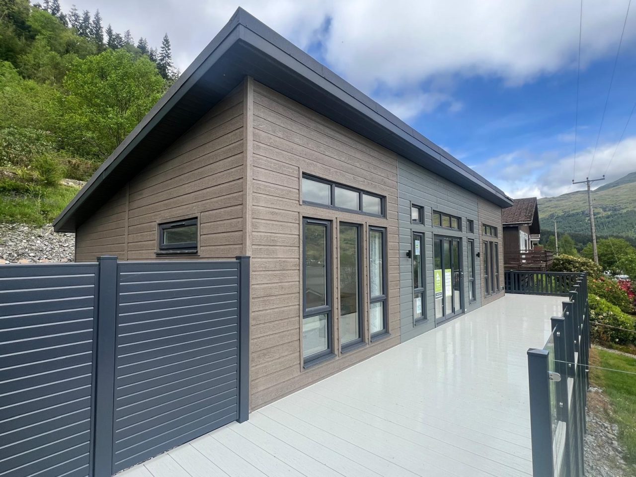 2 bedroom Lodge For Sale