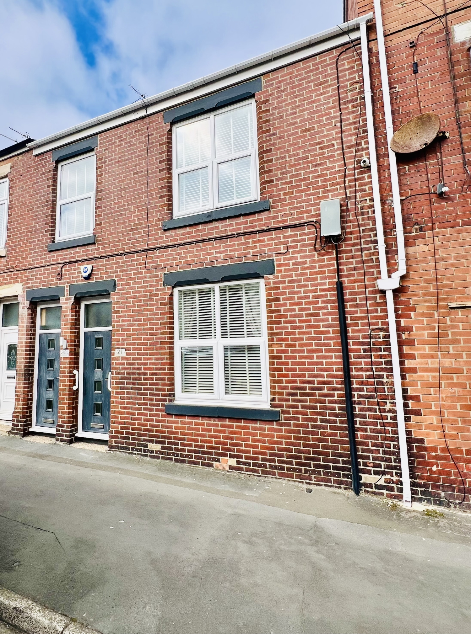 6 bedroom Terraced For Sale